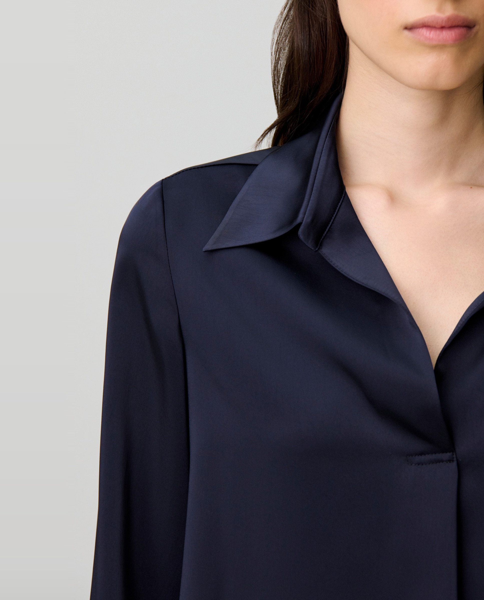 Blusa de mujer recta fluida con mangas abullonadas y pliegues - Claudie Pierlot - Azul marino Azul marino-5