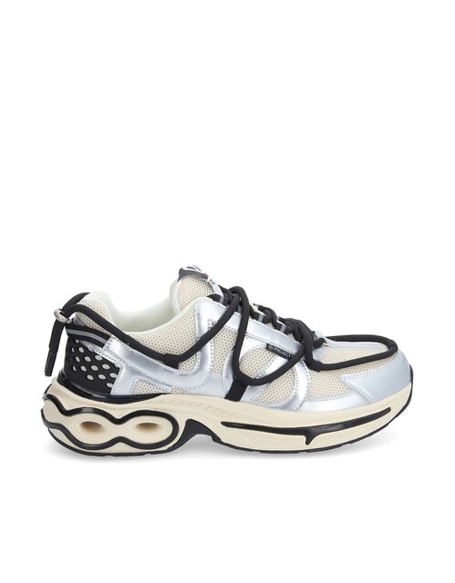 Imagen 0 de Zapatillas deportivas de mujer confeccionadas en malla con sistema de cordones dobles