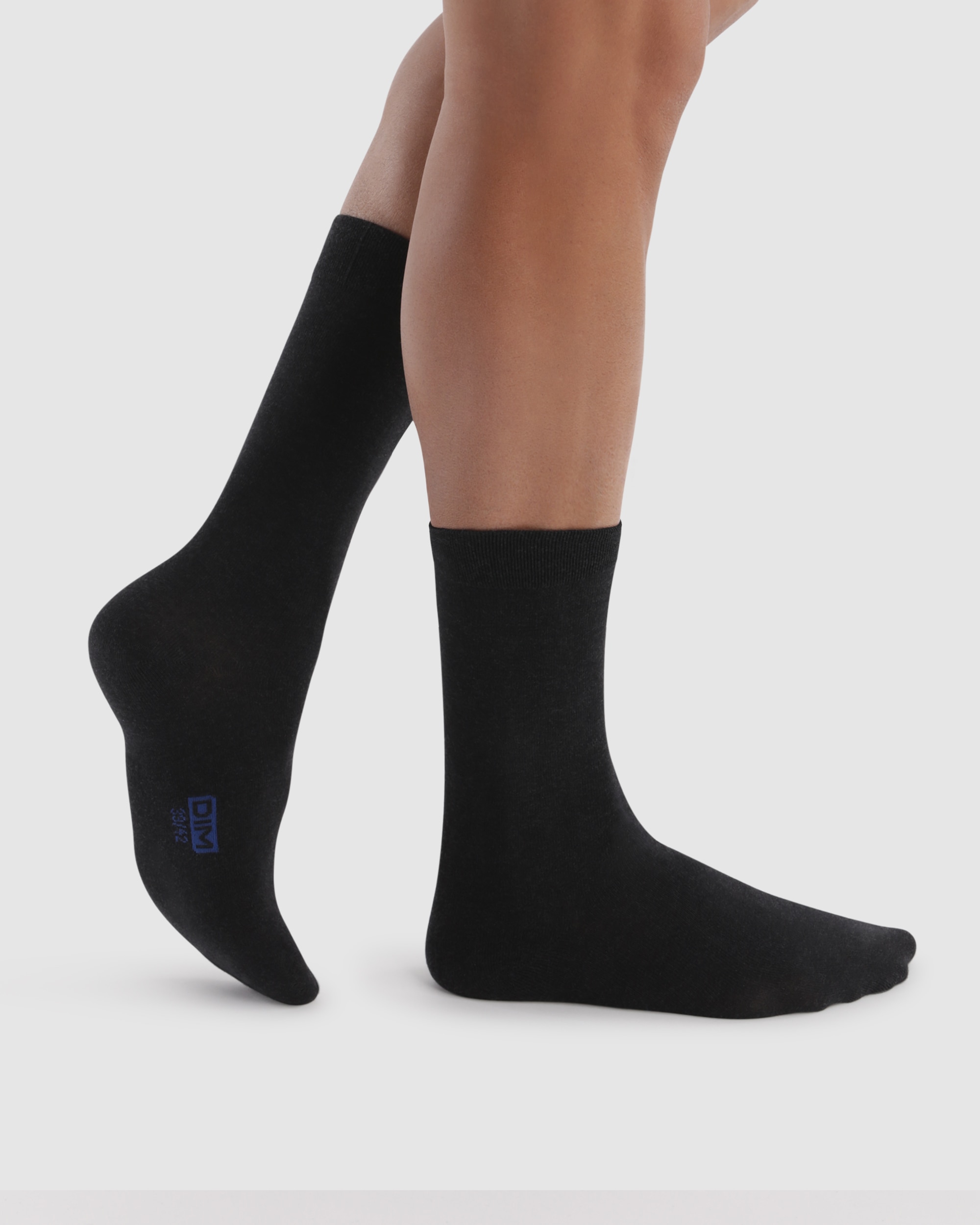 Imagen 2 de Pack de tres calcetines de hombre altos - Dim - Gris oscuro Gris oscuro