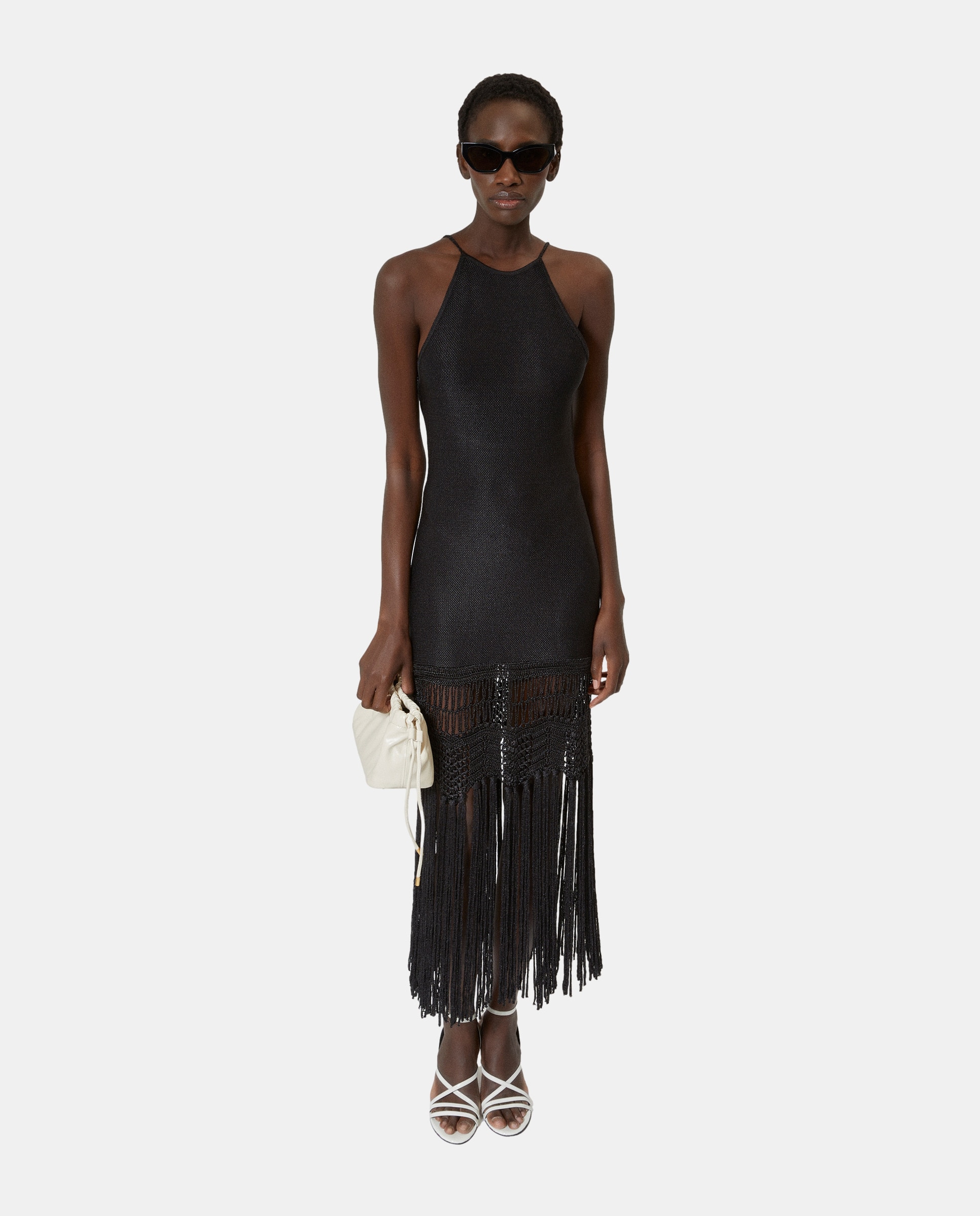 The Kooples - Maxivestido halter con flecos de malla.