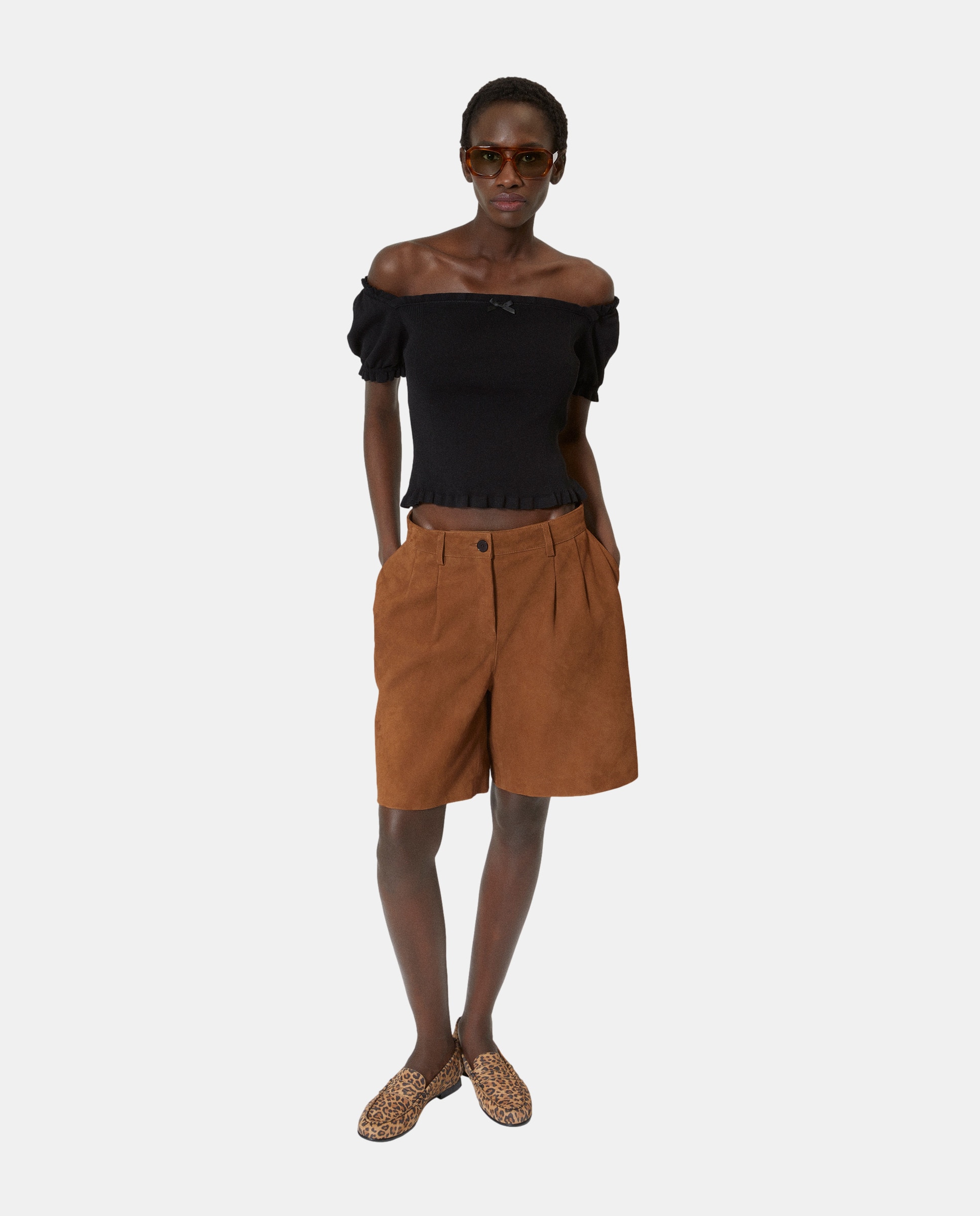 The Kooples - Bermudas de mujer de ante con pinzas.