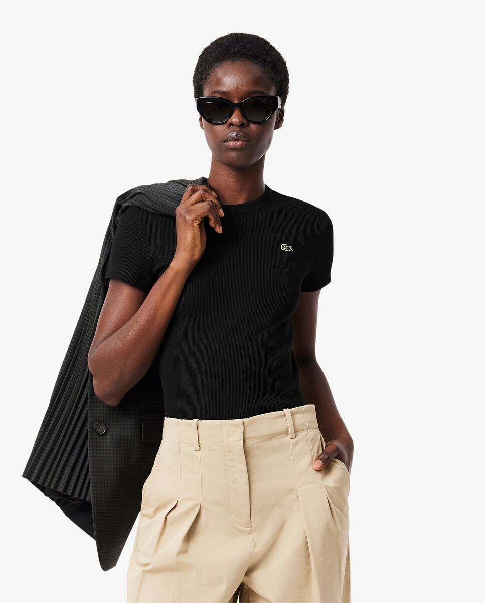 Lacoste - Camiseta de mujer de canalé de algodón de corte ajustado de manga corta.