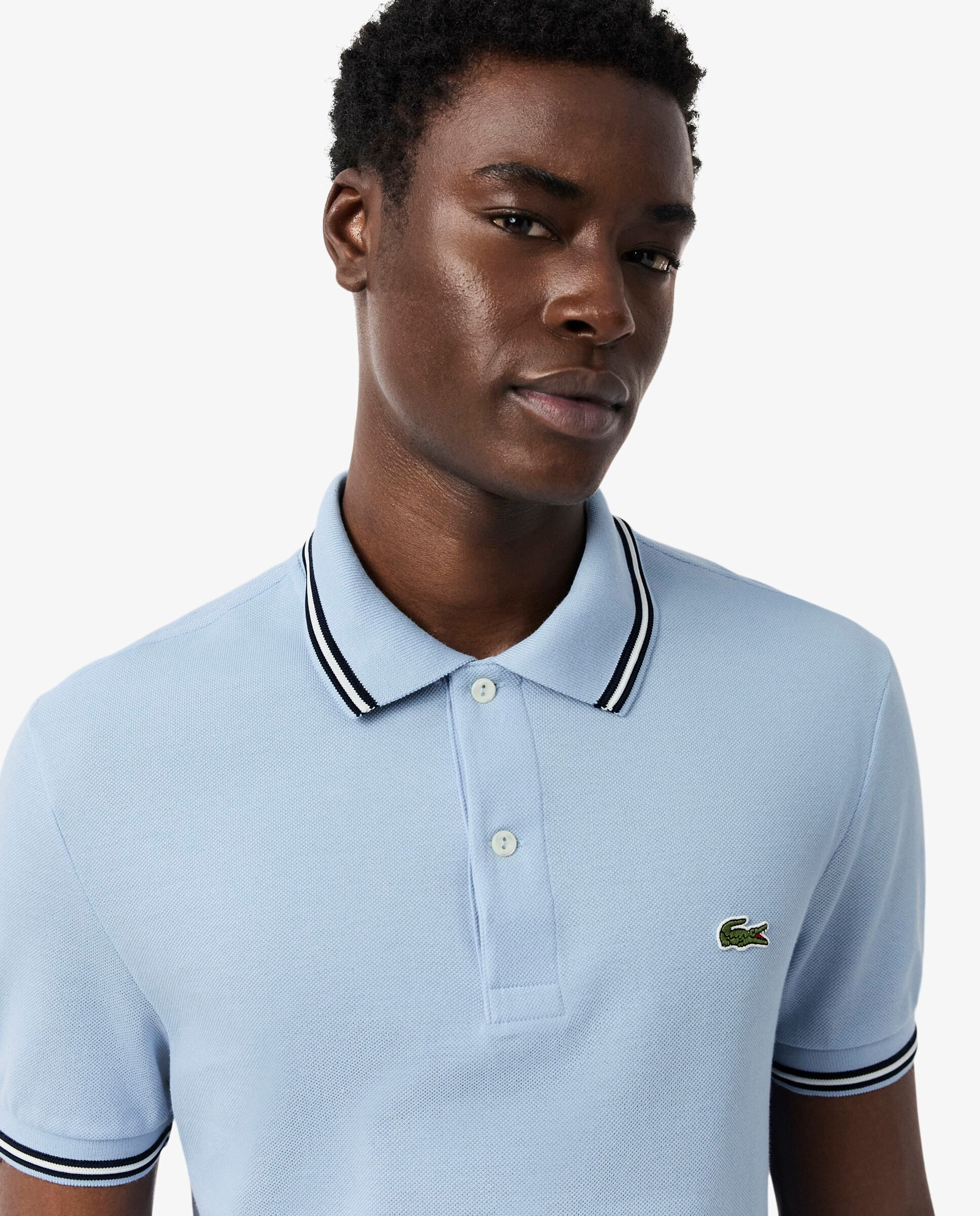 Polo de hombre de corte regular con ribetes decorativos de manga corta - Lacoste - Azul claro Azul claro-3