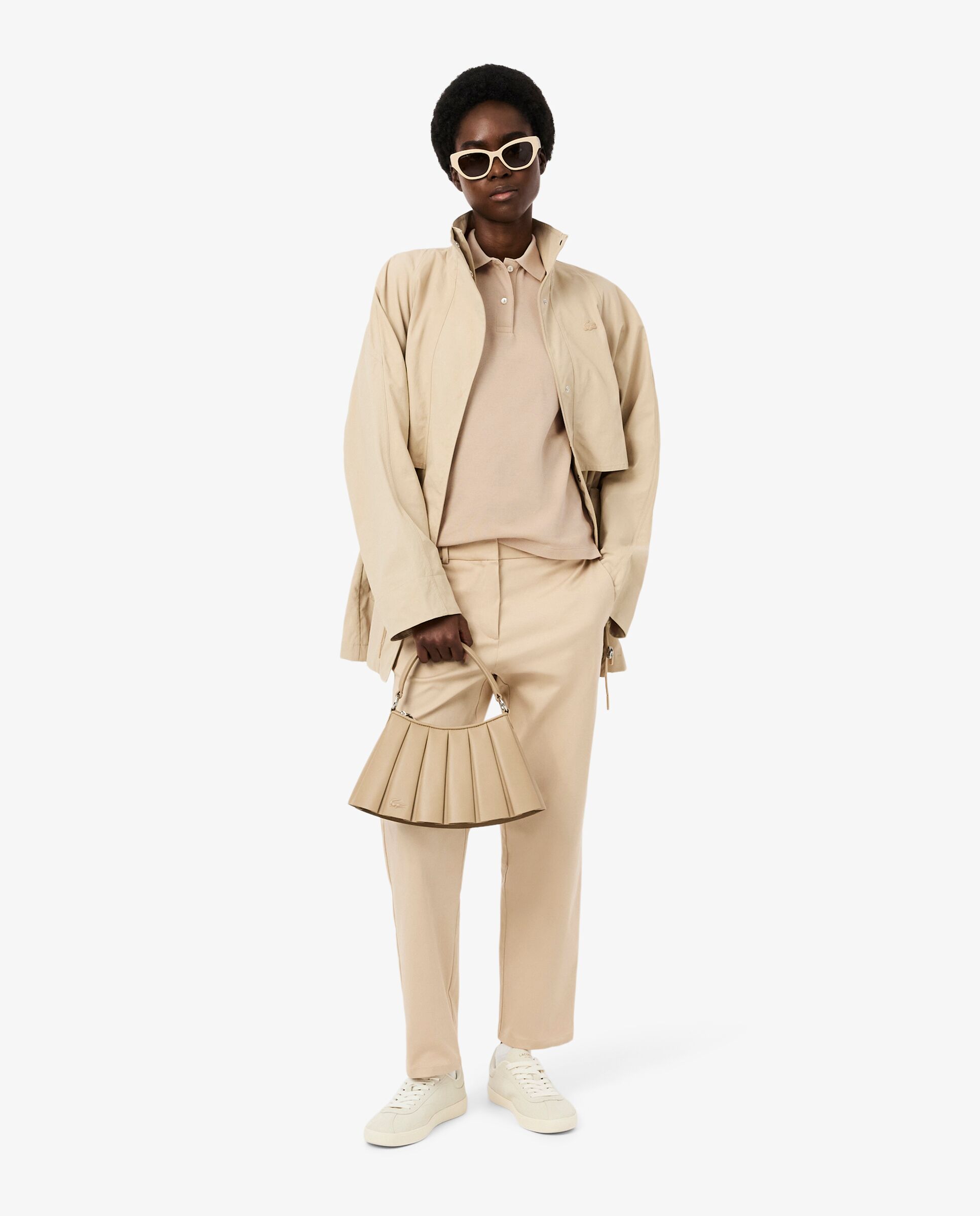 Polo de mujer de corte regular de petit piqué suave de manga corta - Lacoste - Beige Beige-4