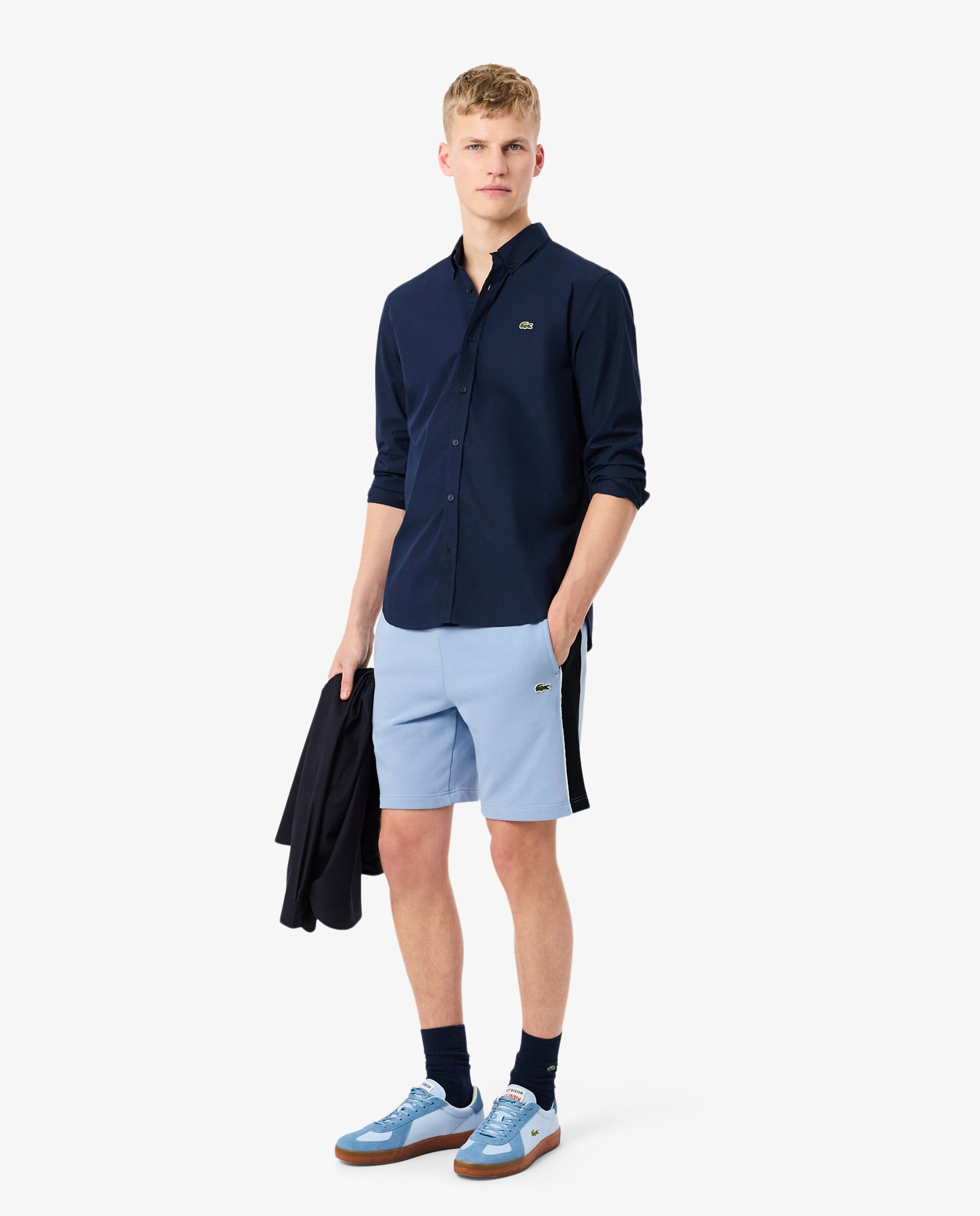 Lacoste - Pantalón de hombre corto de felpa de corte regular con bloques.