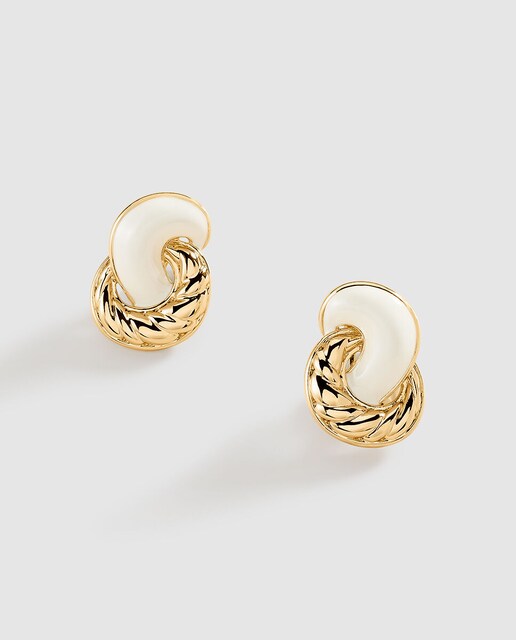 Imagen 0 de Pendientes combinados en metal acabado en oro y esmalte negro N-13 Unica
