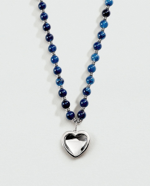 Imagen 0 de Collar largo de acetato azul con corazón plateado