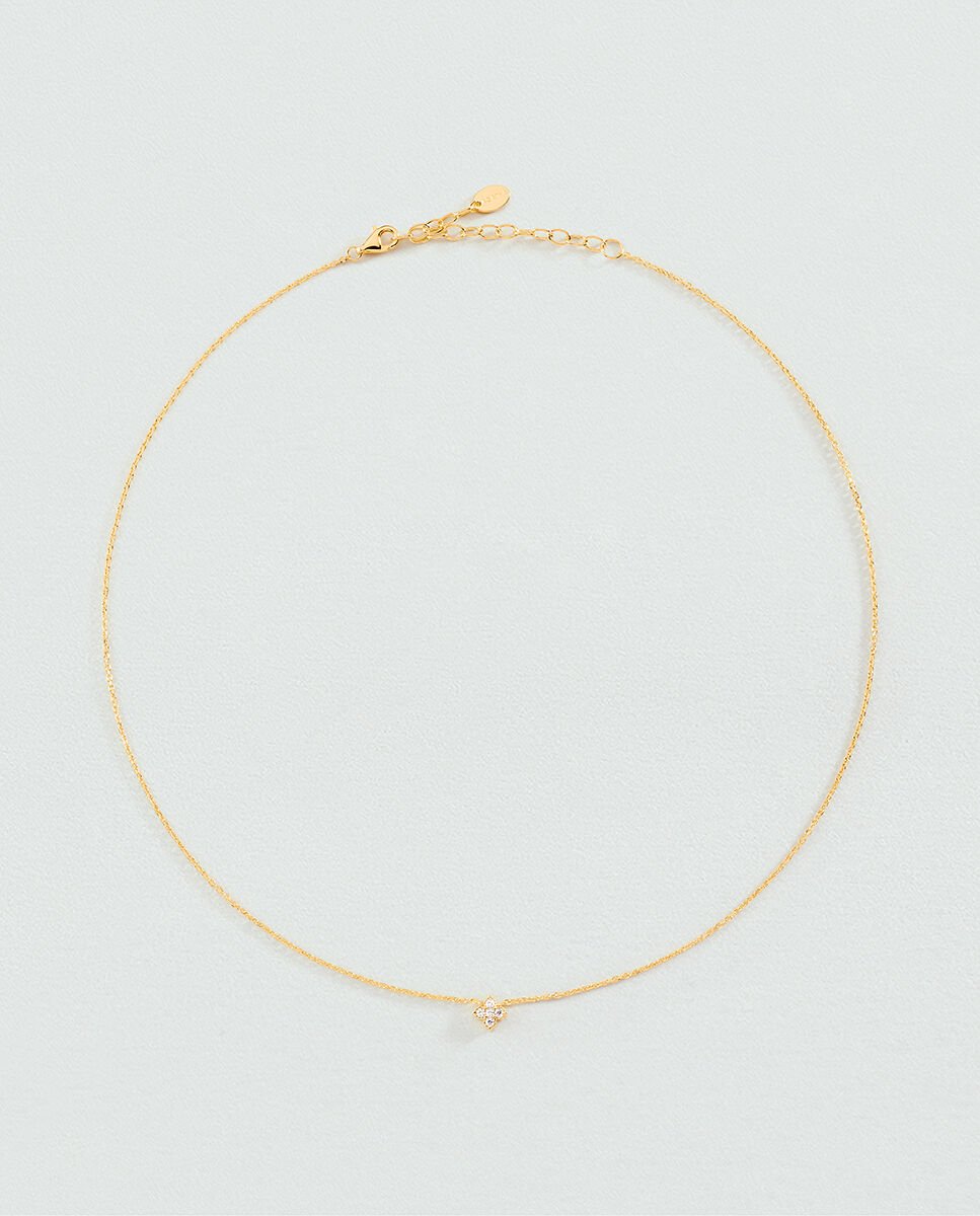 Imagen 0 de Collar corto beloved de plata de ley y baño de oro con mini colgante de circonitas en forma de flor