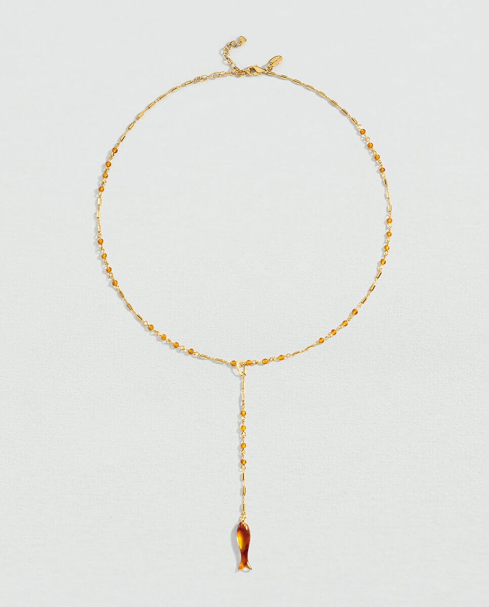Imagen 2 de Collar en forma de y Calma x María Pombo acabado en oro con un colgante en forma de pez de acetato en color nácar o ámbar - Agatha Paris - Marrón Marrón