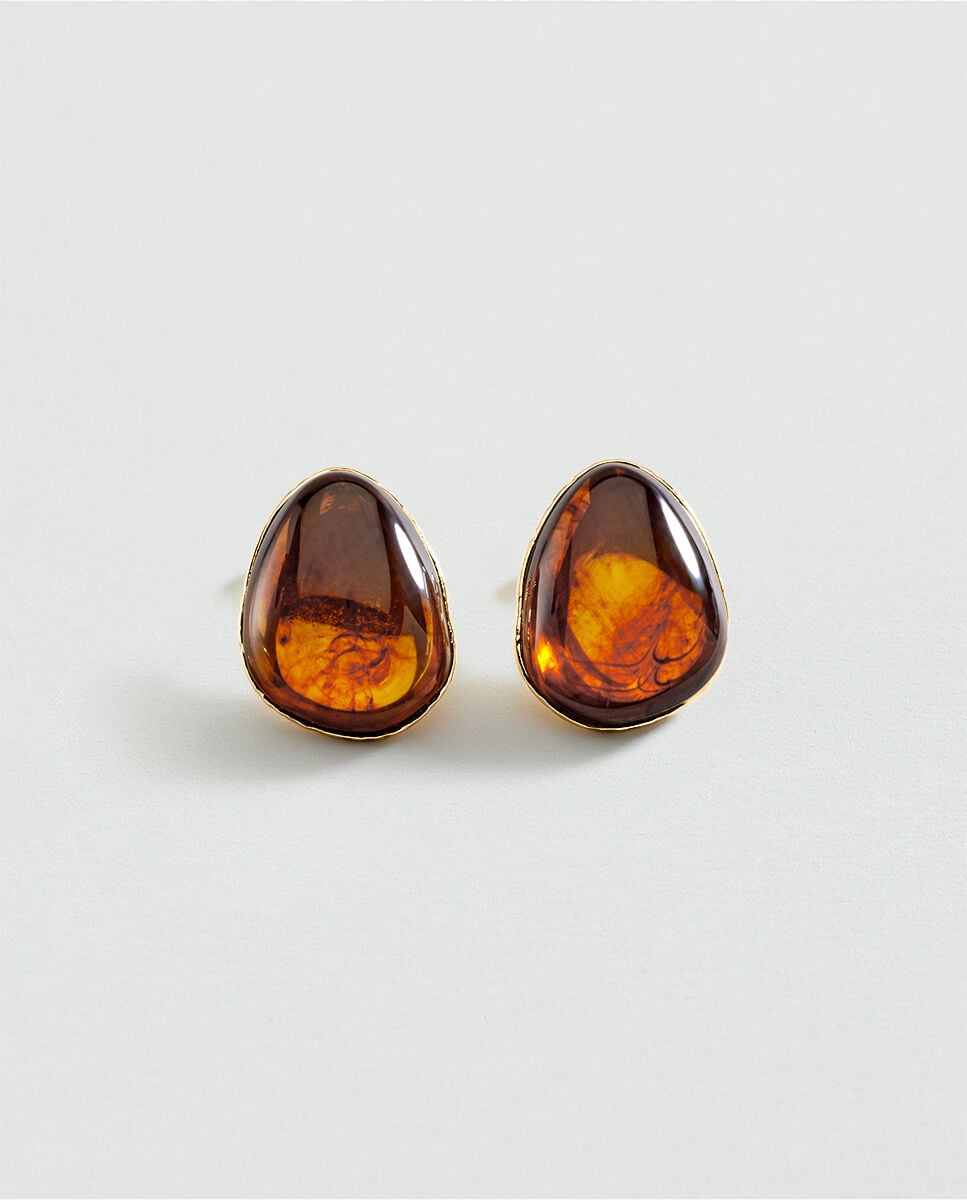 Imagen 1 de Pendientes xl Calma x María Pombo de forma orgánica, disponibles en color marrón o verde Marrón