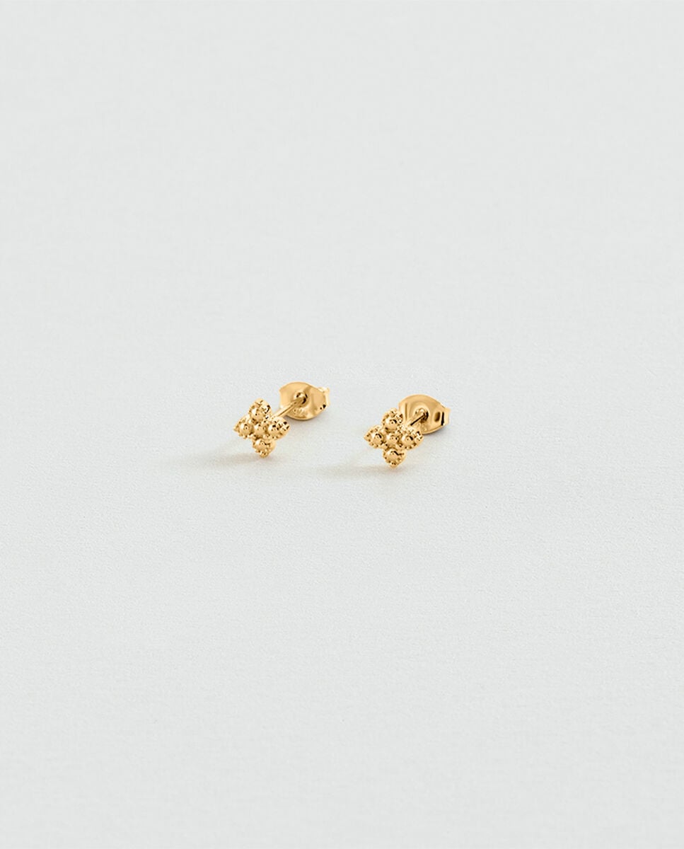 Imagen 0 de Pendientes cortos beloved de plata de ley con baño de oro y forma de flor Dorado