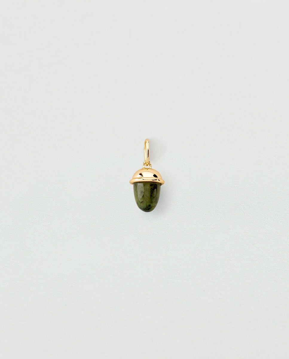 Imagen 0 de Colgante talismans acabado en oro con forma de bellota y piedra natural Verde