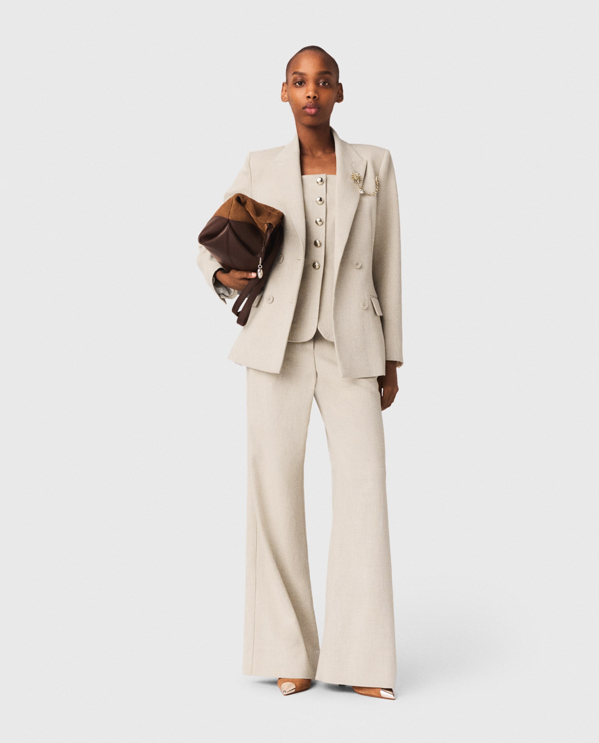 Blazer de mujer de doble botonadura con broche extraíble - Maje - Beige Beige-4