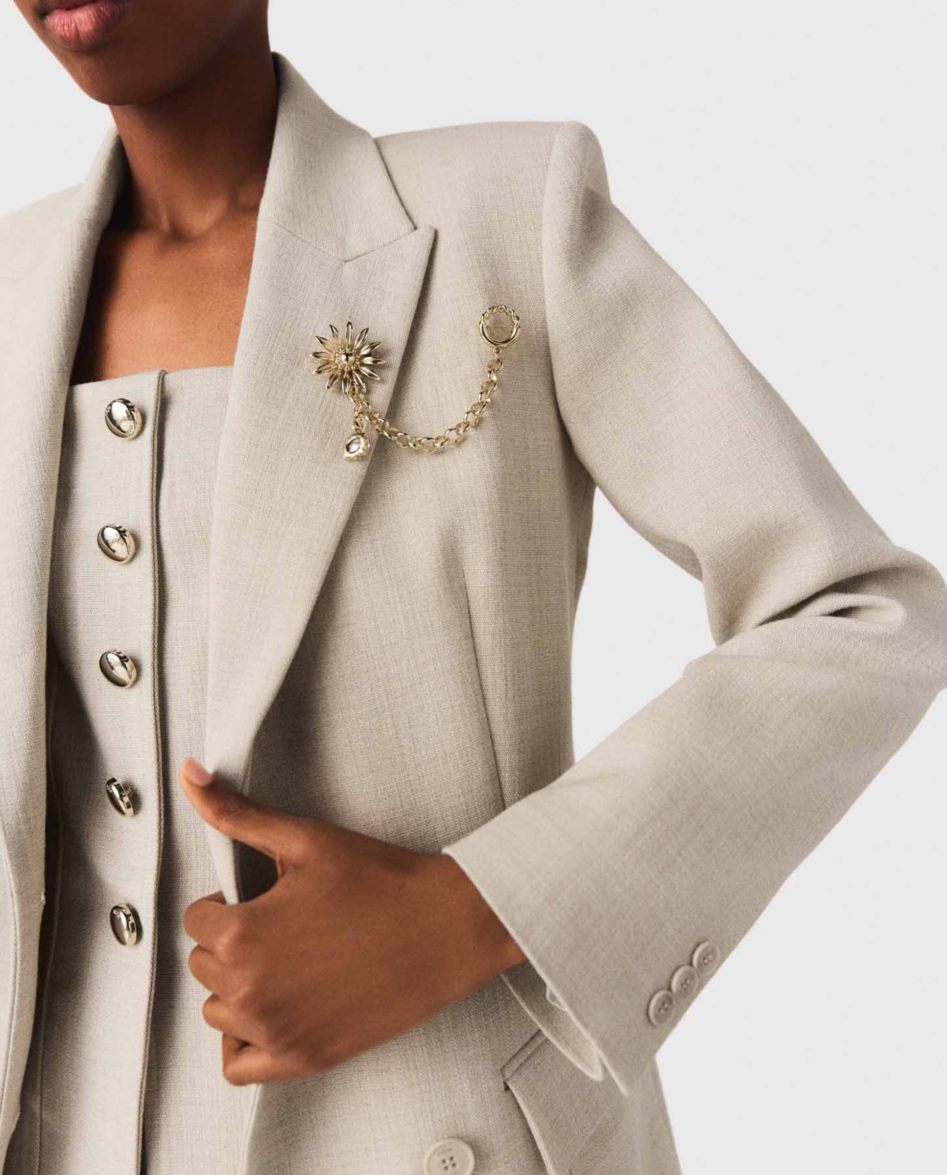 Blazer de mujer de doble botonadura con broche extraíble - Maje - Beige Beige-6
