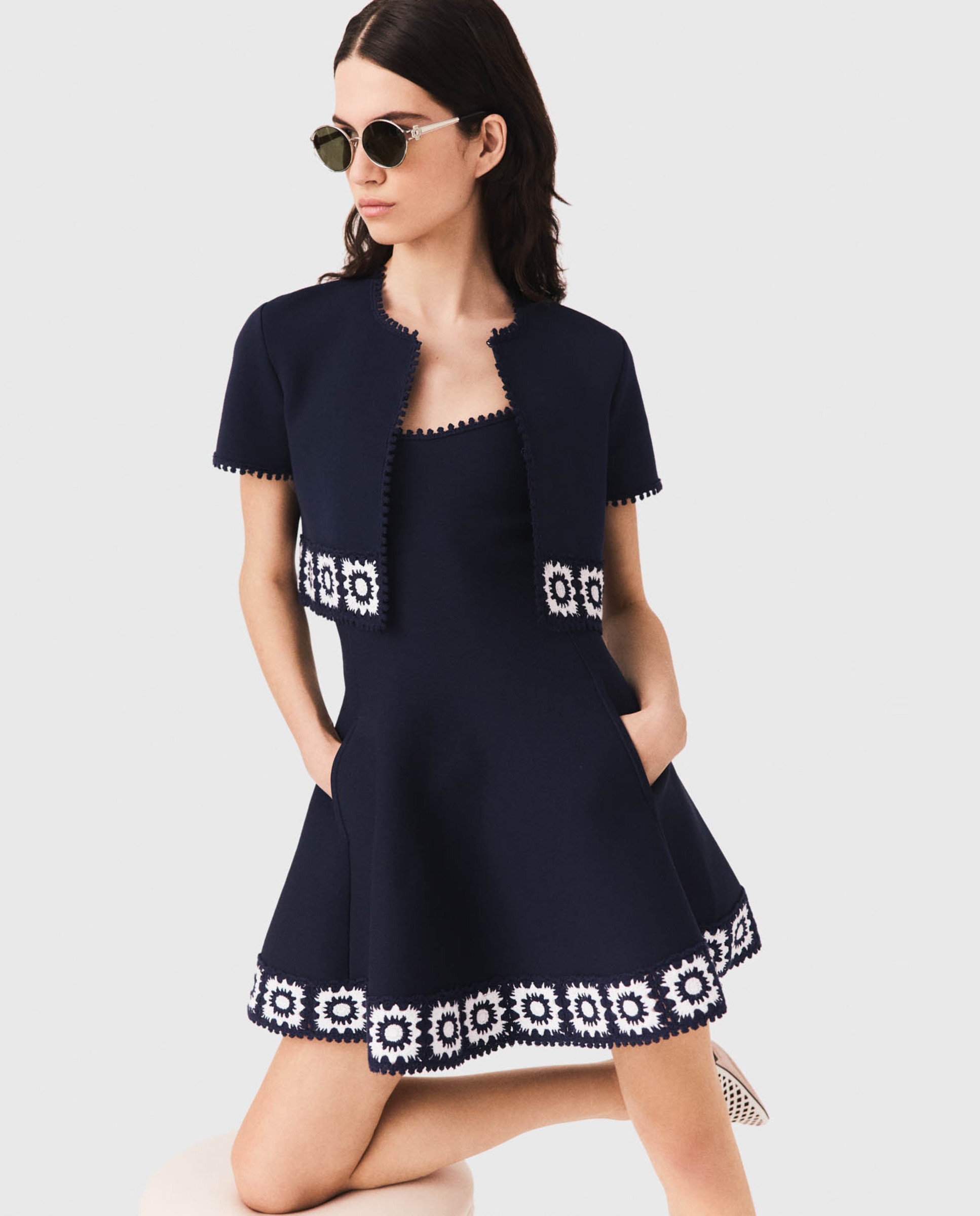 Cárdigan de punto de mujer con ganchillo floral y bordes festoneados - Maje - Azul marino Azul marino-5