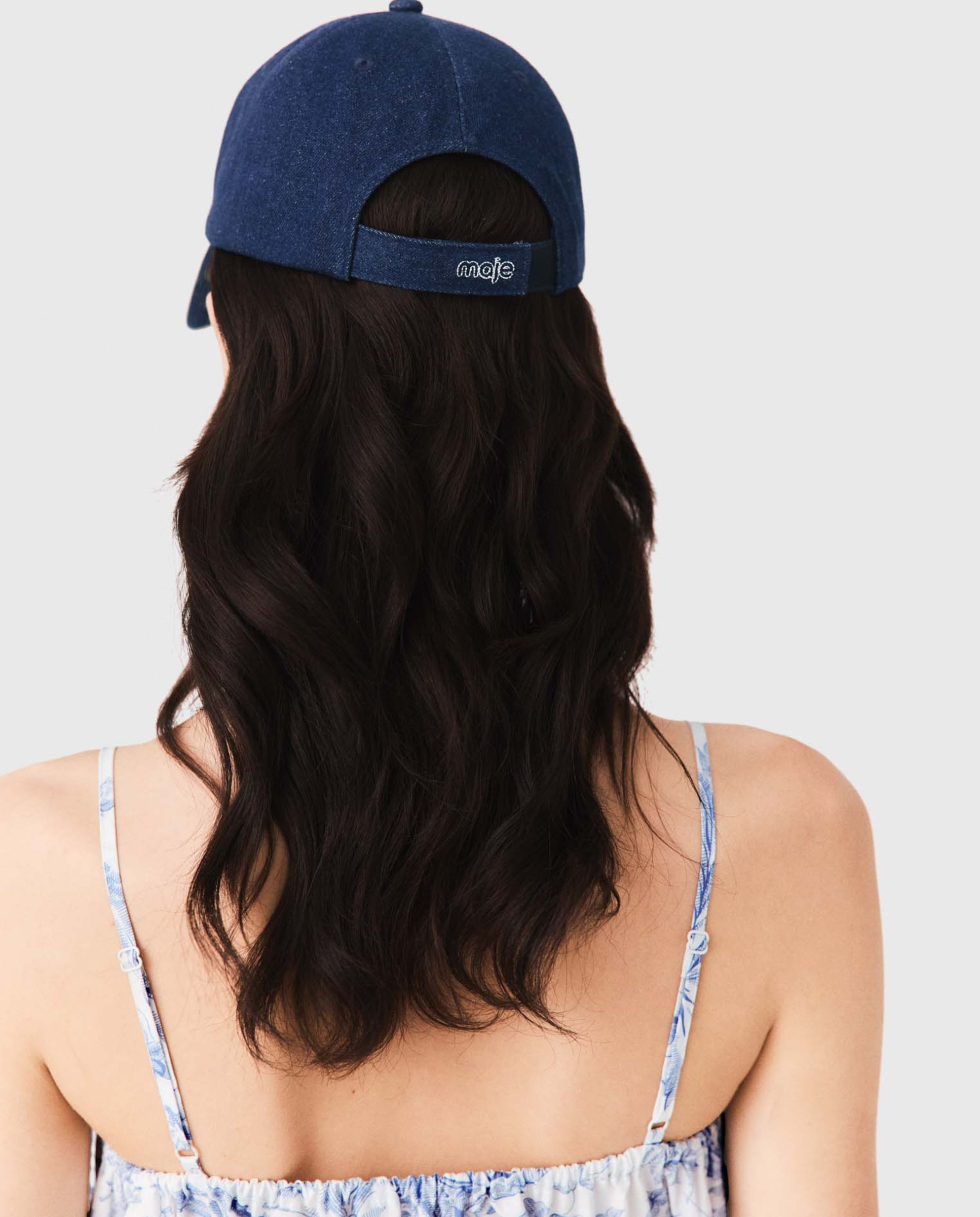 Gorra de mujer de denim crudo con logo bordado - Maje - Azul marino Azul marino-4