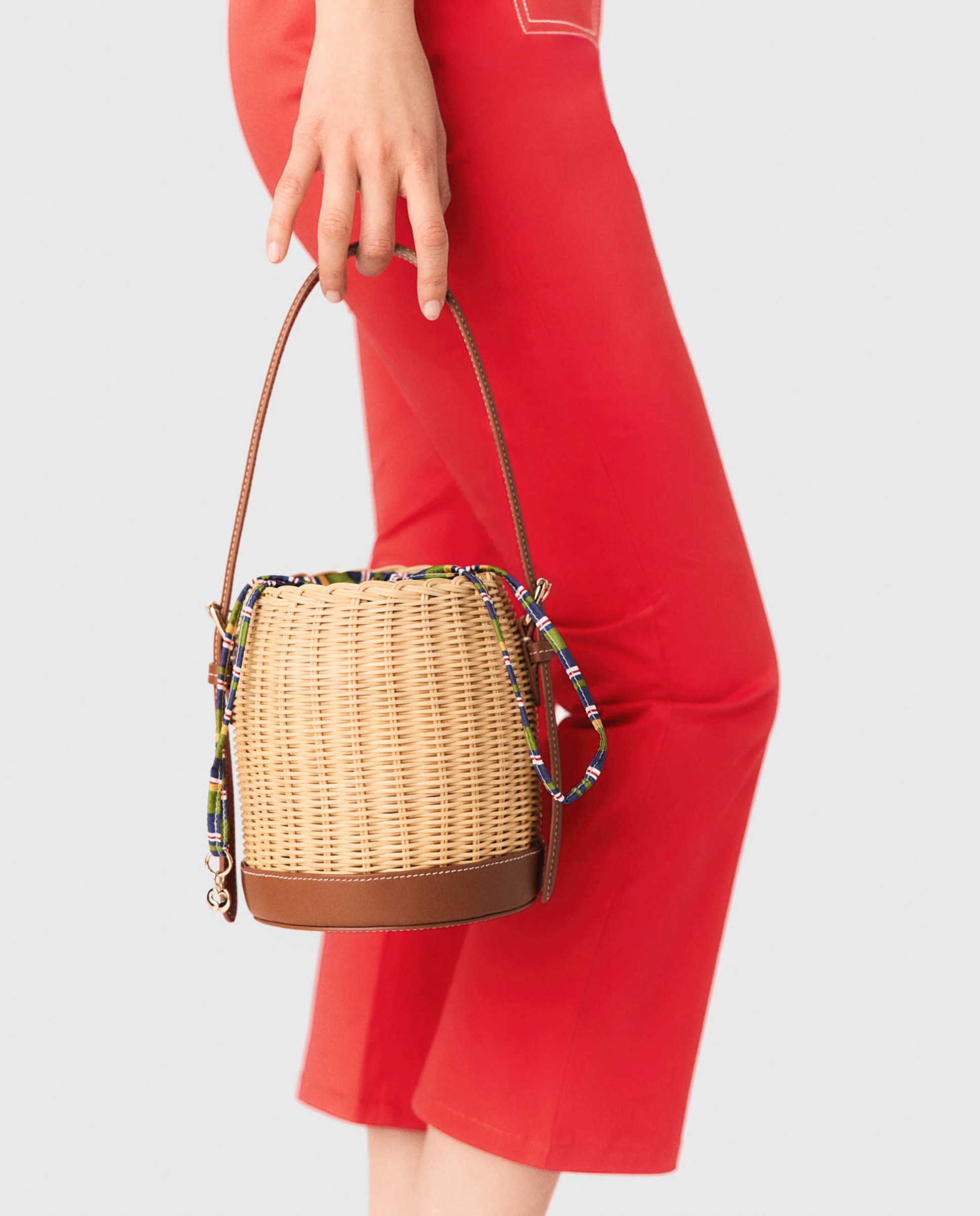 Bolso bombonera de mimbre y piel con saquito estampado - Maje - Natural Natural-2