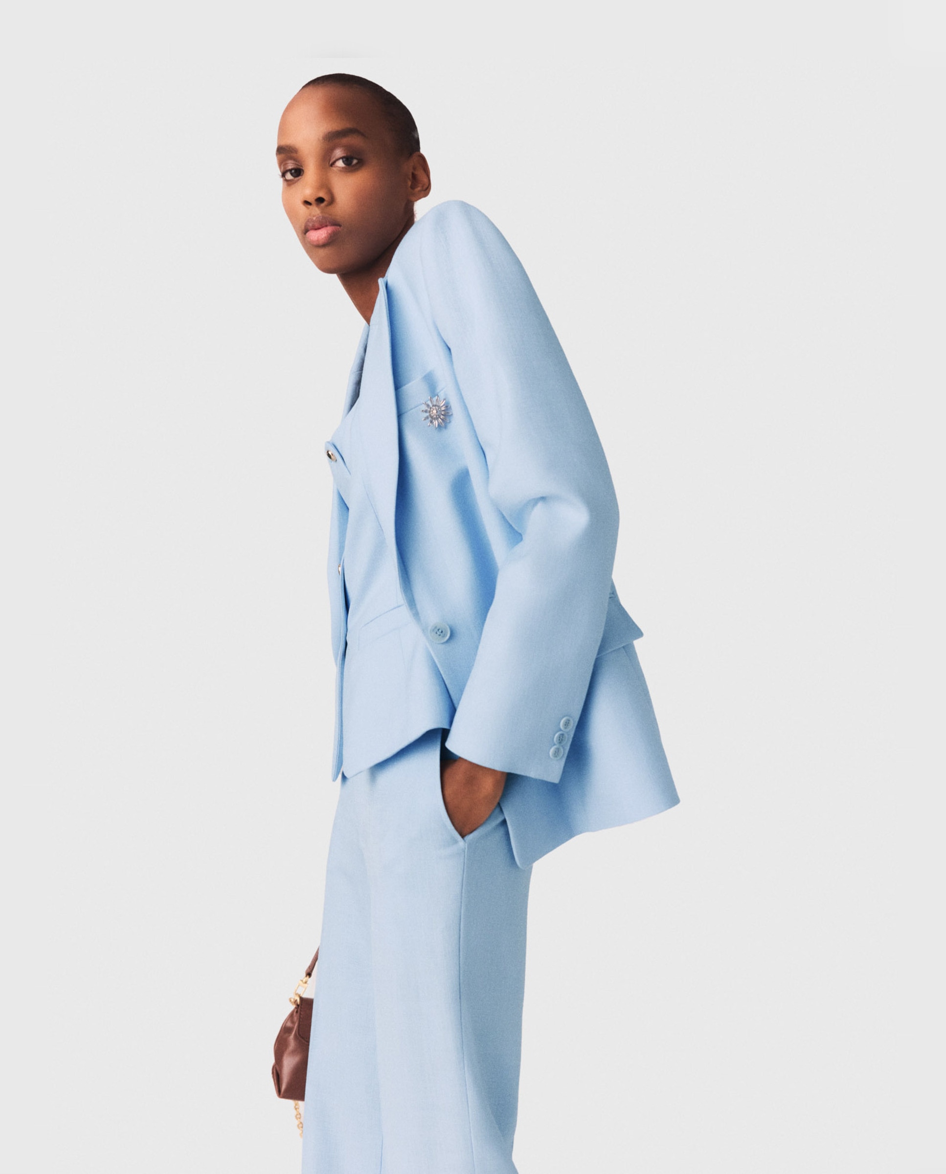 Blazer de mujer con doble botonadura y corte recto - Maje - Azul claro Azul claro-5