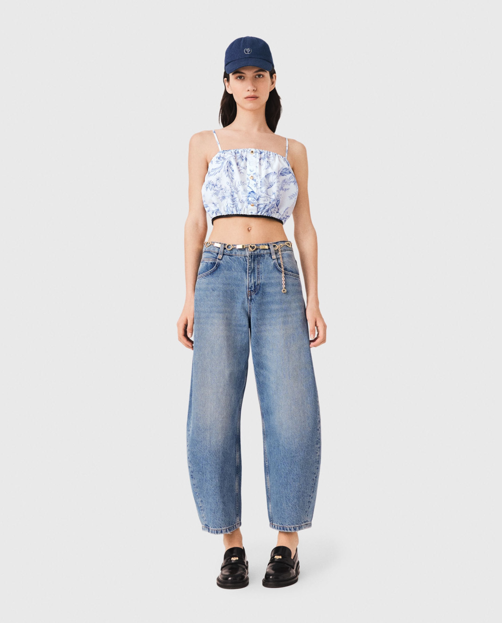Top de mujer satinado estampado floral de tirantes finos - Maje - Azul claro Azul claro-4