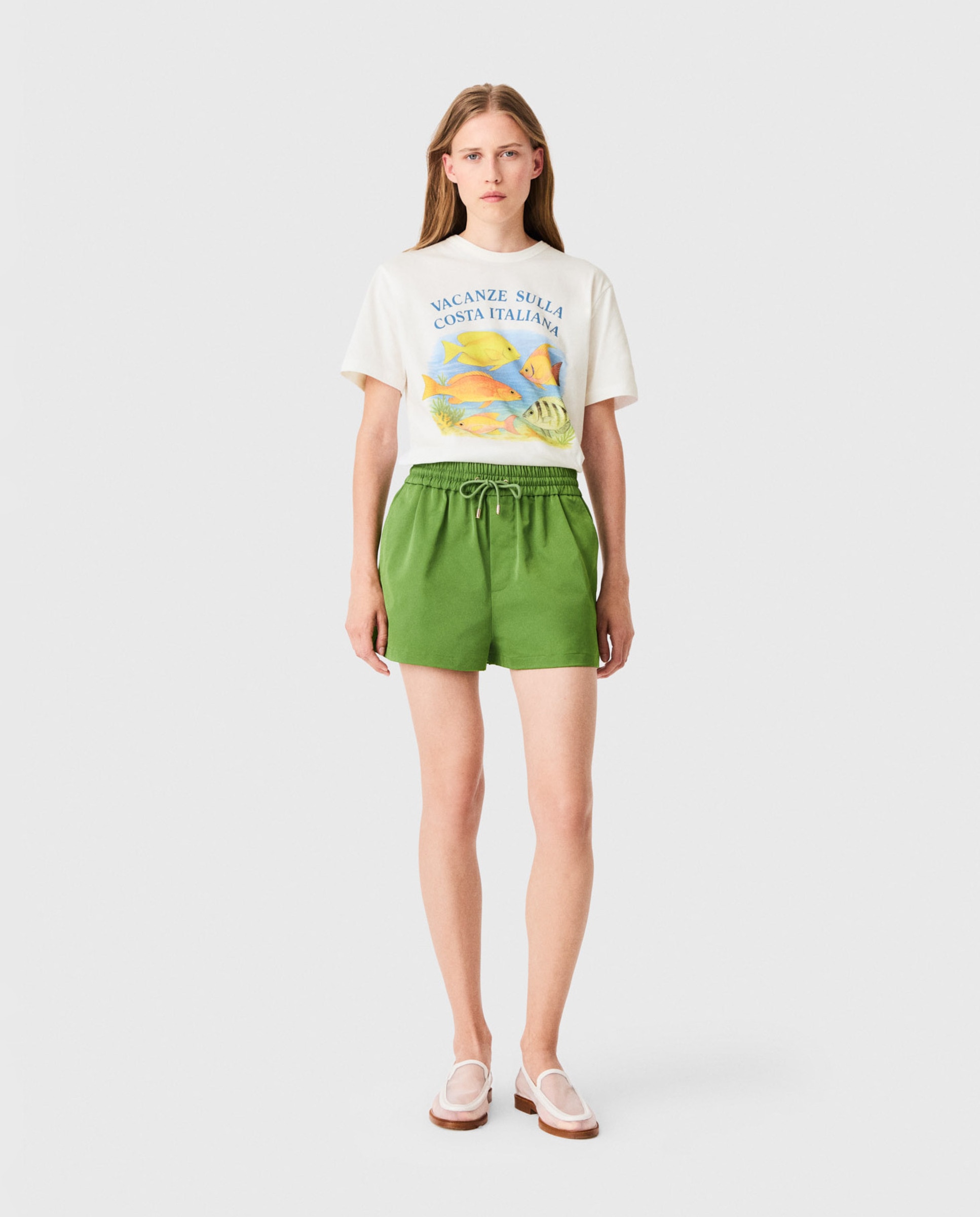 Maje - Short de mujer de tejido técnico con cintura fruncida.