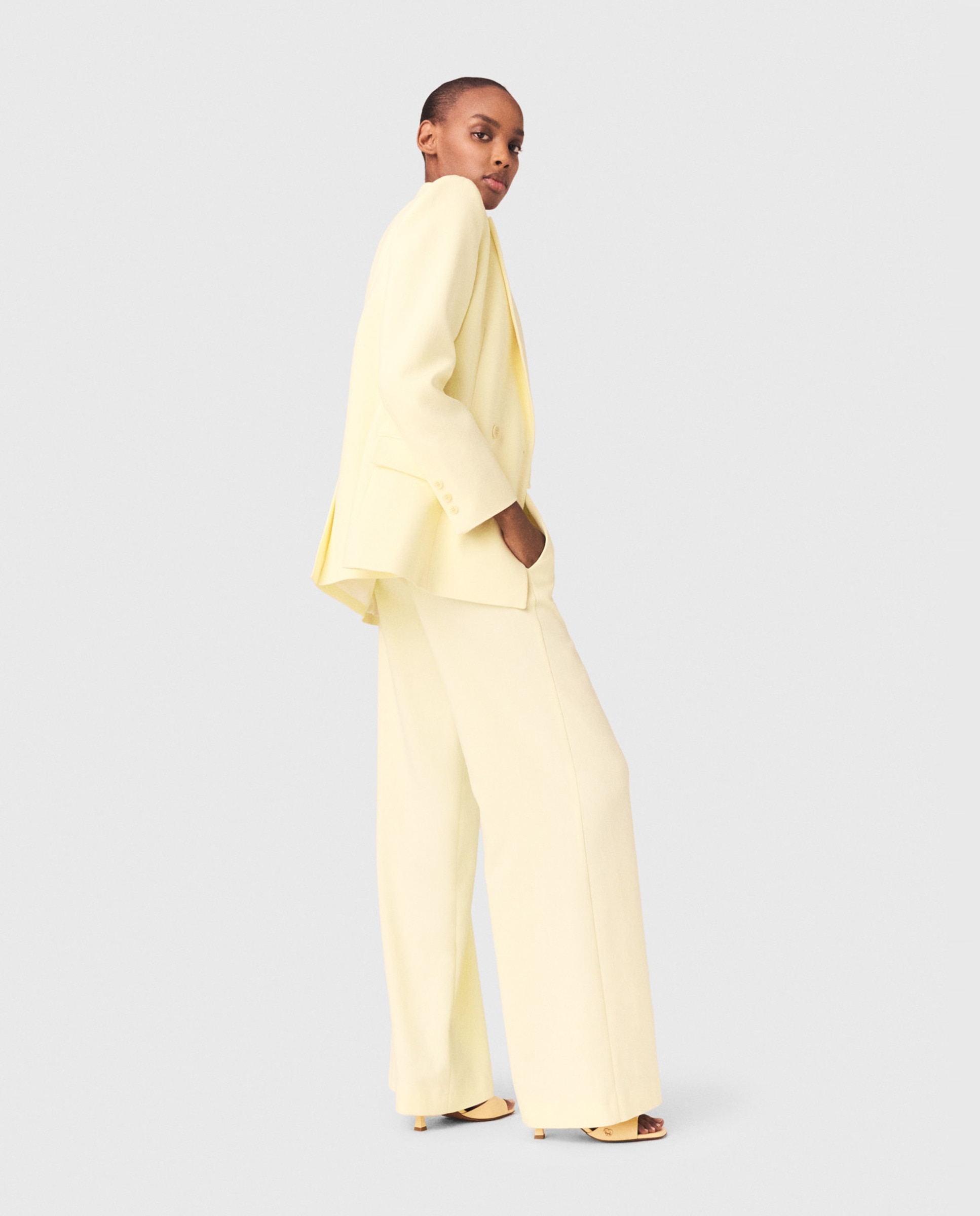 Blazer de mujer de doble botonadura entallado - Maje - Amarillo Amarillo-3