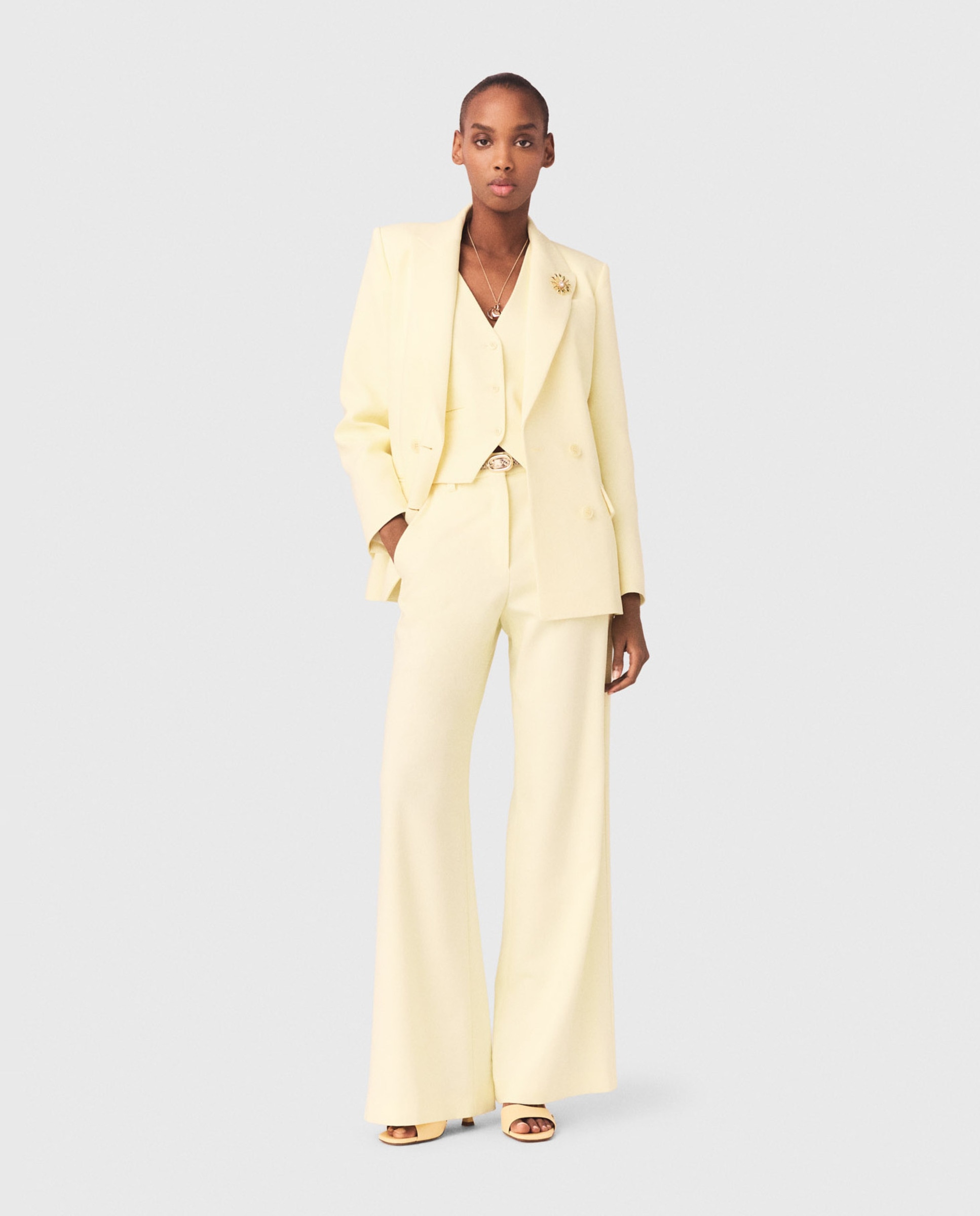 Blazer de mujer de doble botonadura entallado - Maje - Amarillo Amarillo-4