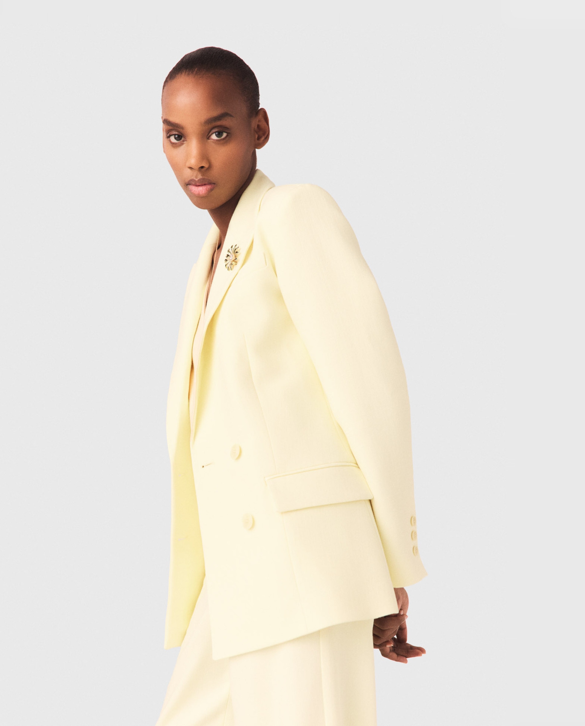 Blazer de mujer de doble botonadura entallado - Maje - Amarillo Amarillo-6