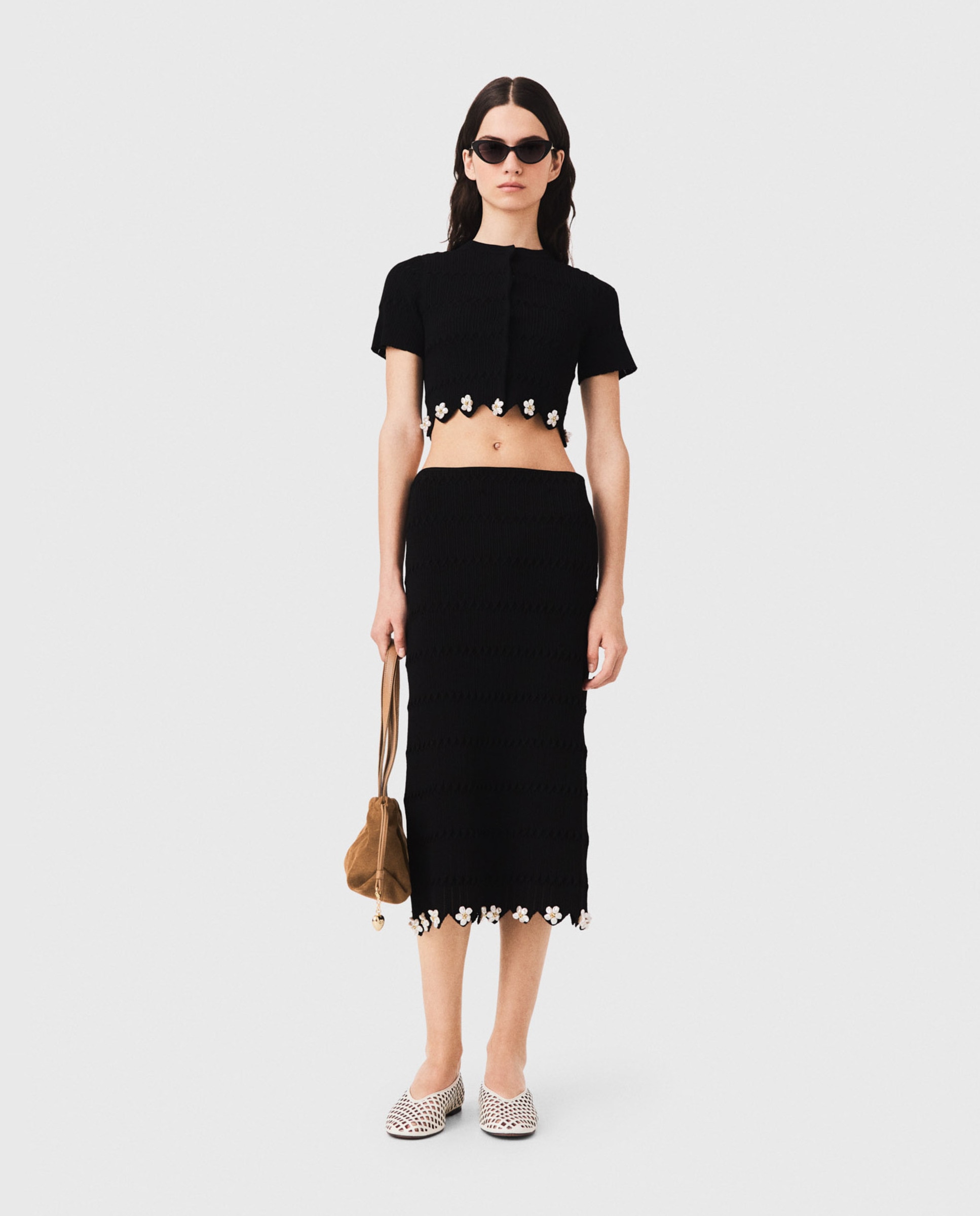Cárdigan de punto corto de mujer con flores y perlas - Maje - Negro Negro-2
