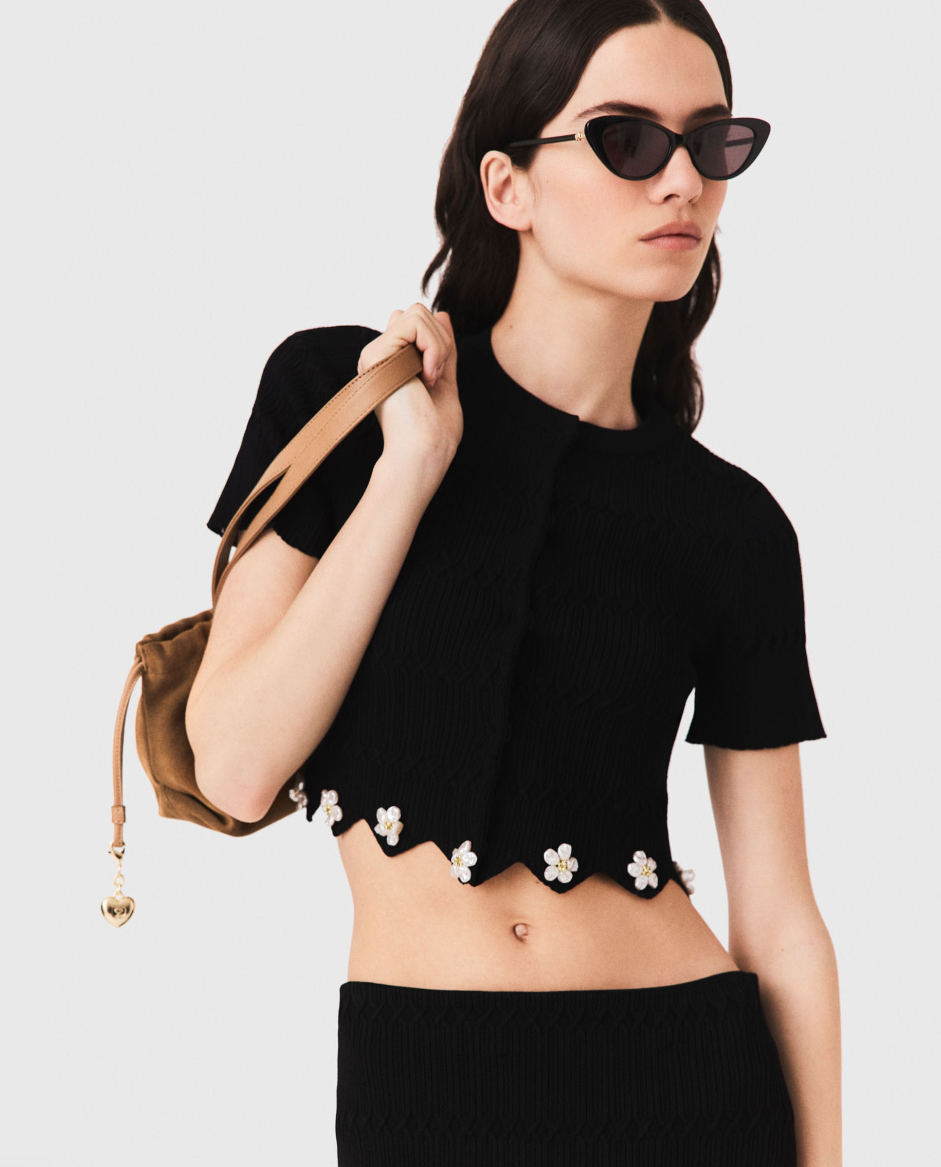 Cárdigan de punto corto de mujer con flores y perlas - Maje - Negro Negro-5