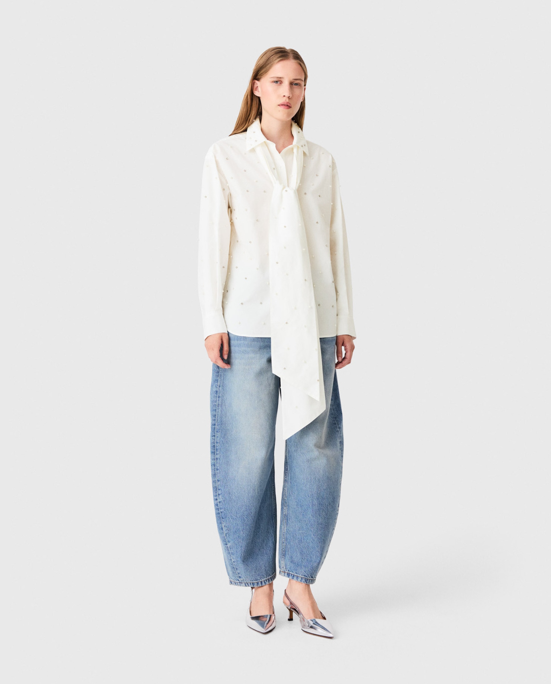Blusa de mujer con perlas, strass y lazo desmontable - Maje - Blanco Blanco-4