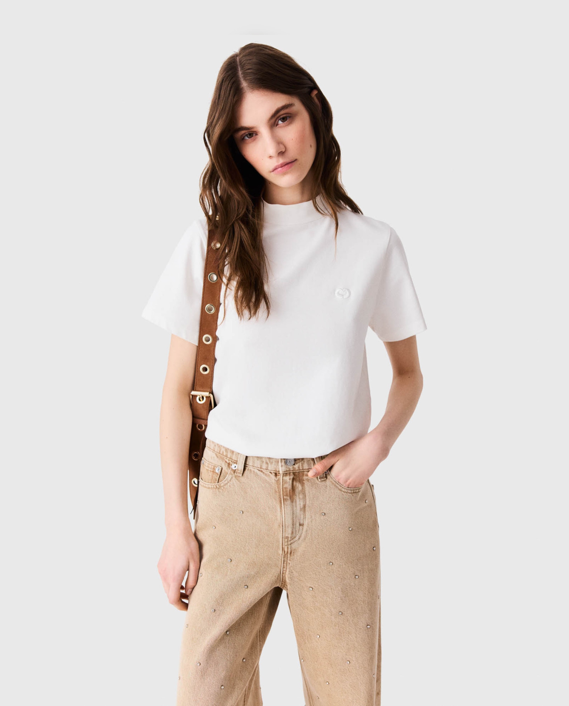 Camiseta de mujer con cuello alto y cremallera trasera - Maje - Blanco Blanco-1
