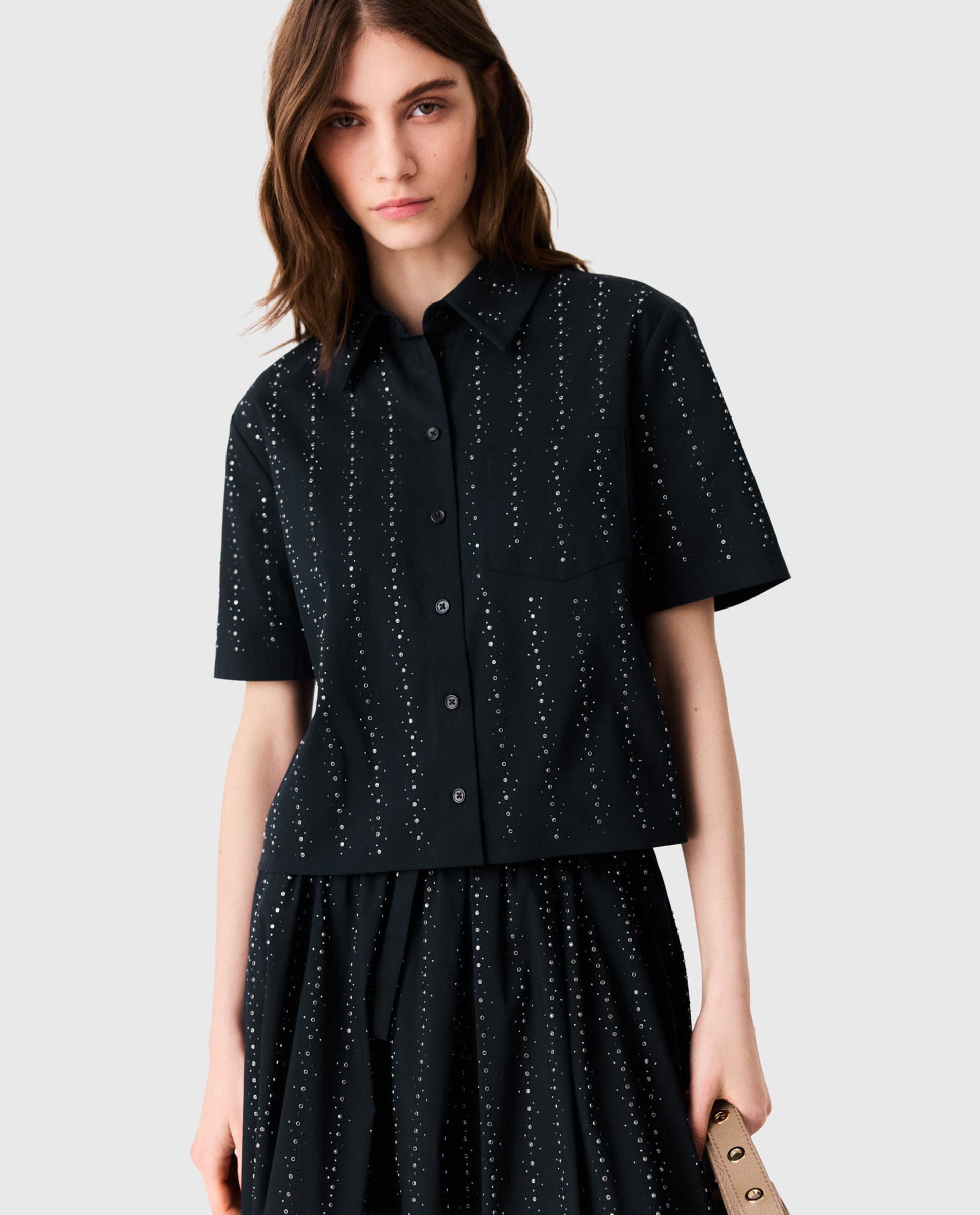 Camisa femenina corta de algodón con strass y corte recto - Maje - Azul marino Azul marino-1