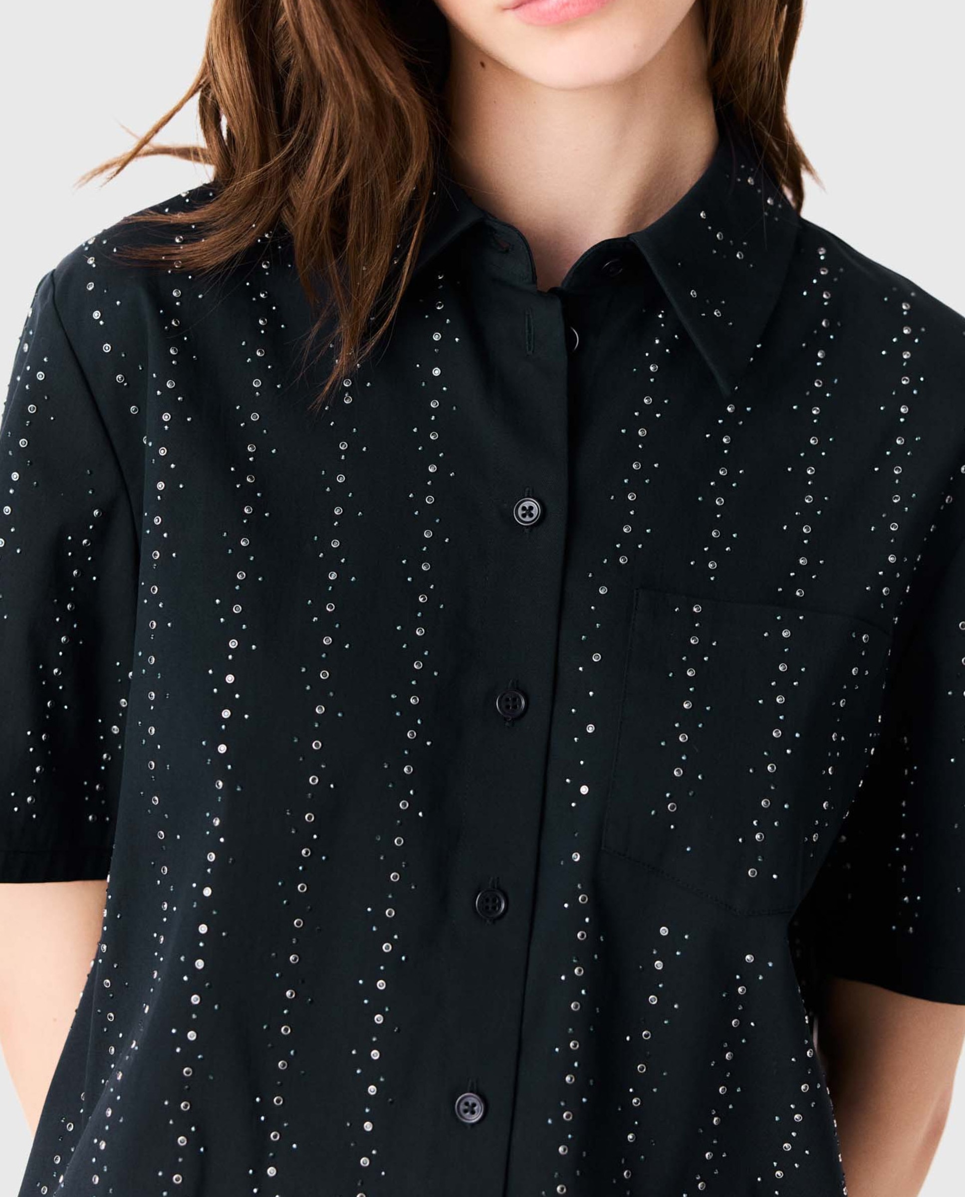 Camisa femenina corta de algodón con strass y corte recto - Maje - Azul marino Azul marino-6