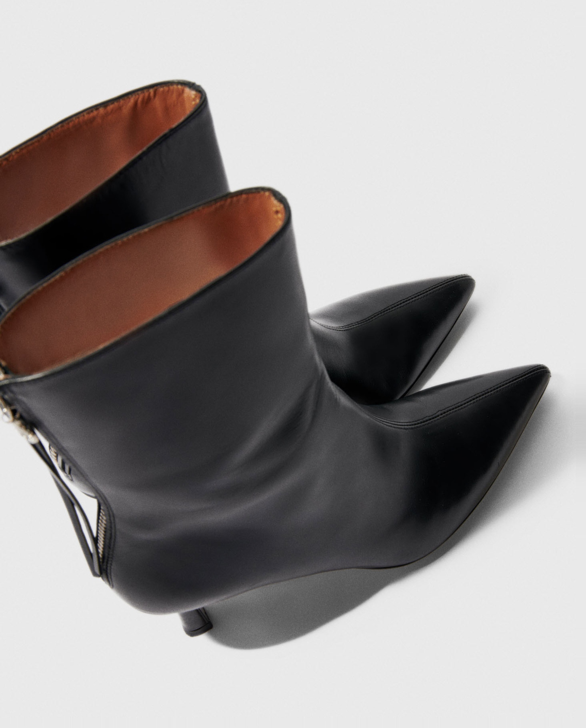 Botines básicos de mujer de cuero con tacón - Maje - Negro Negro-6
