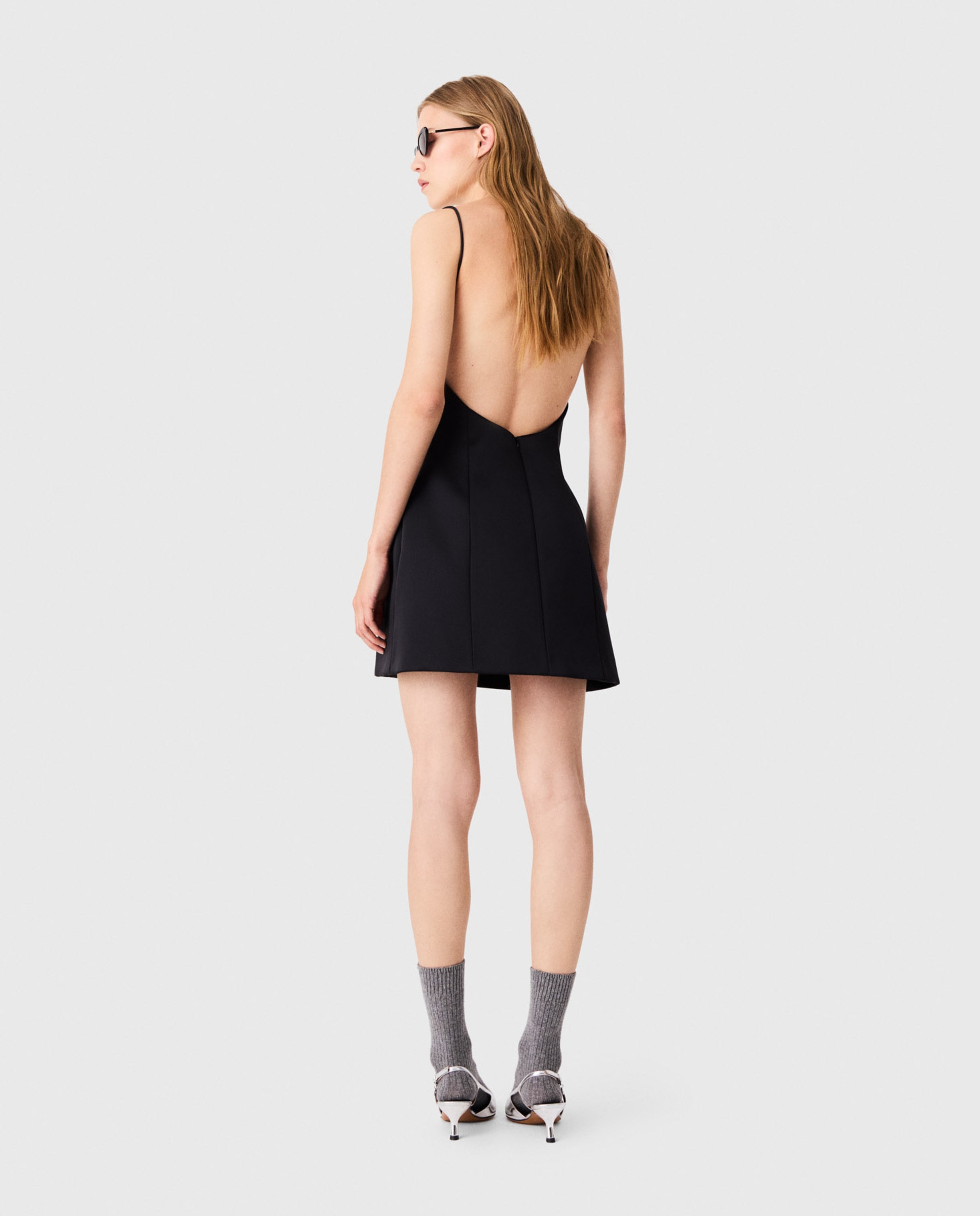 Vestido corto ajustado de satén sin espalda - Maje - Negro Negro-3