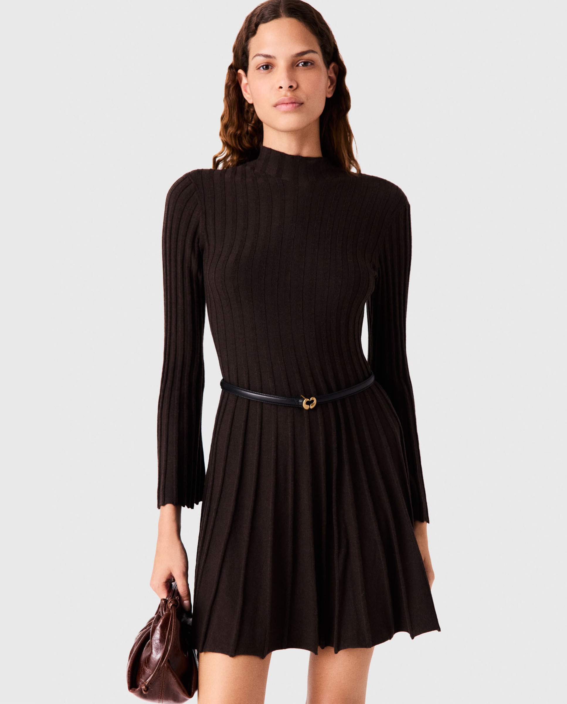 Vestido corto patinador de punto acanalado cuello alto - Maje - Marrón oscuro Marrón oscuro-5