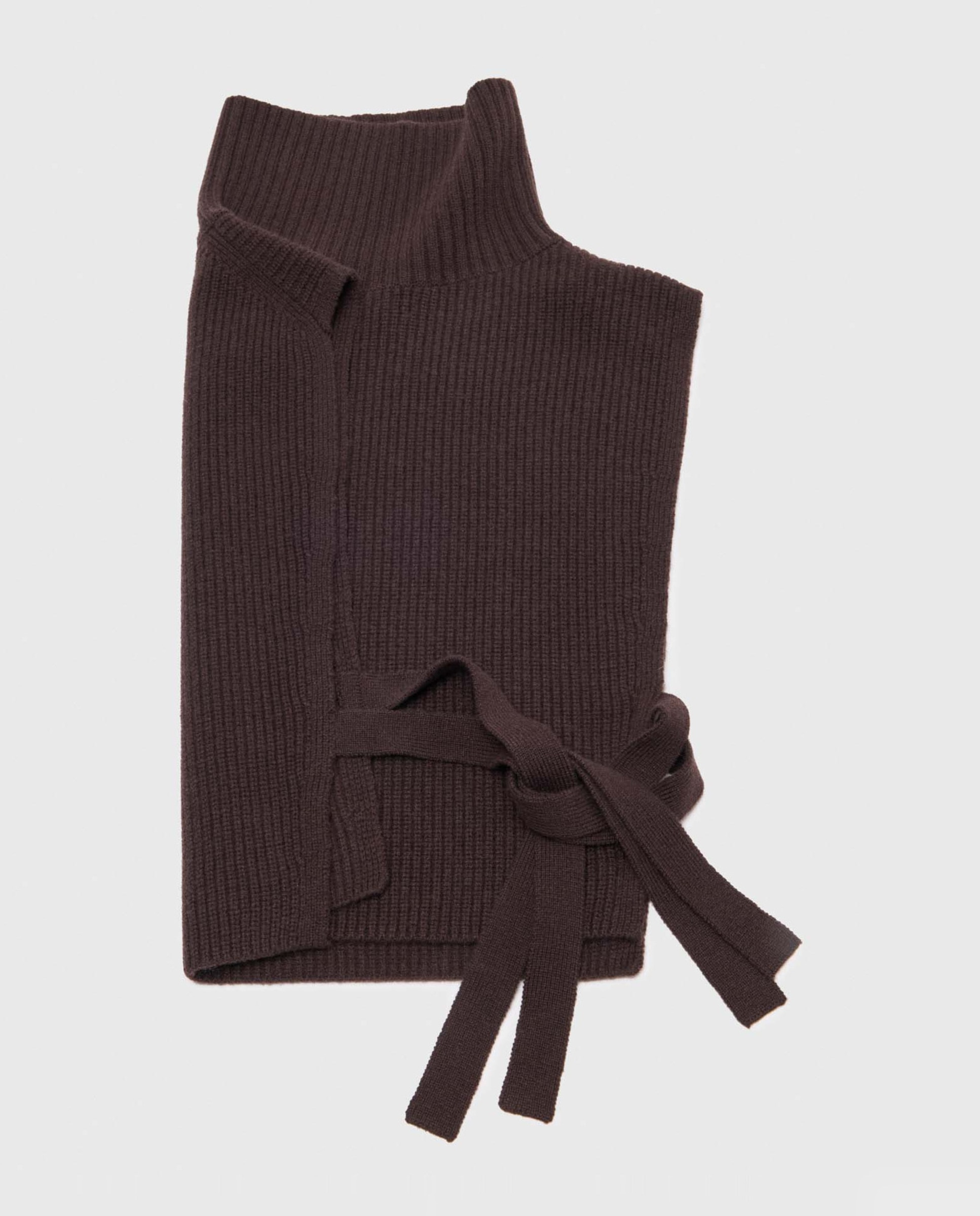 Imagen 3 de Cuello de mujer alto de punto acanalado con lazos laterales - Maje - Marrón oscuro Marrón oscuro