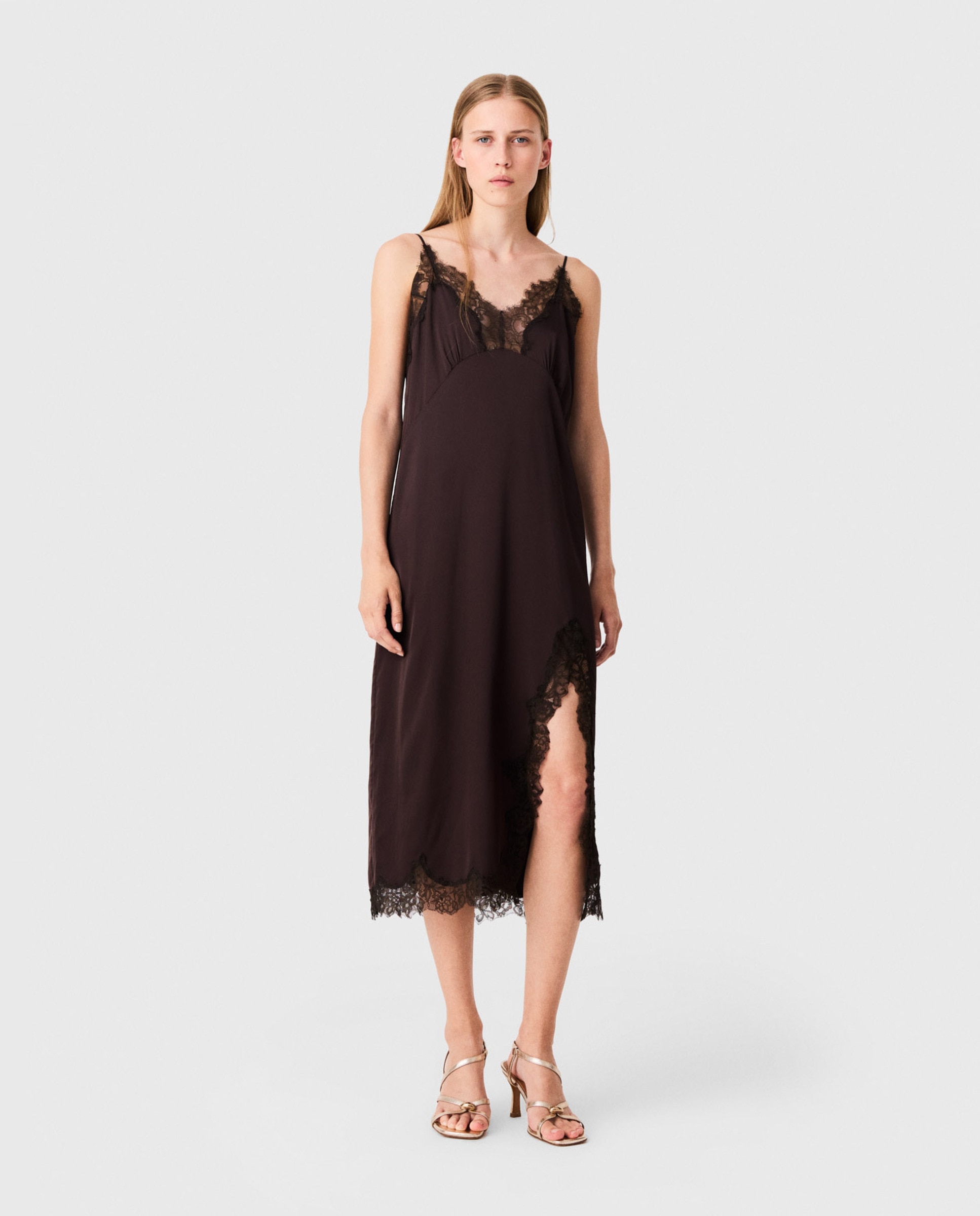 Vestido midi lencero con encaje y escote en v - Maje - Marrón oscuro Marrón oscuro-1