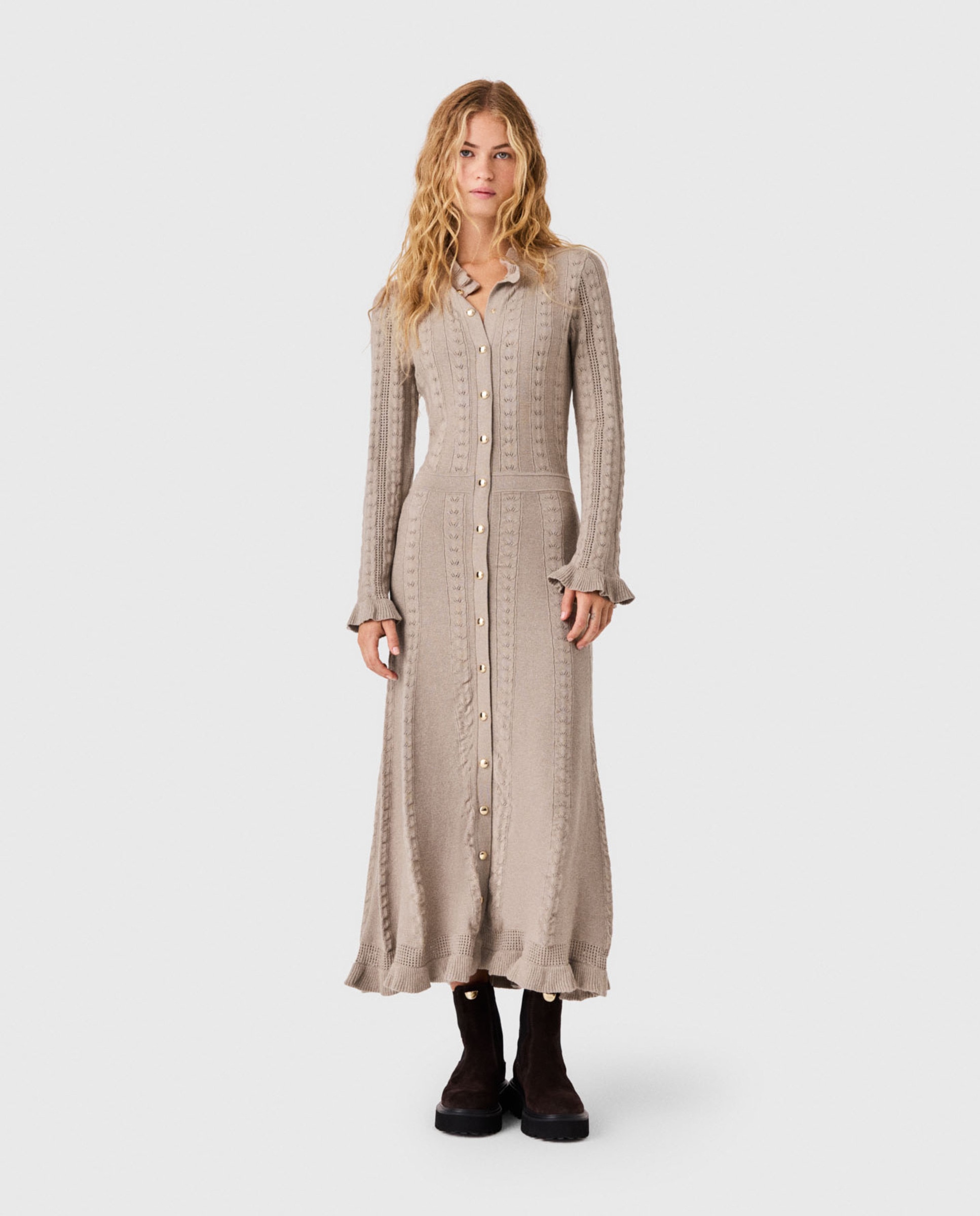 Imagen 1 de Vestido largo de algodón calado con volantes Beige