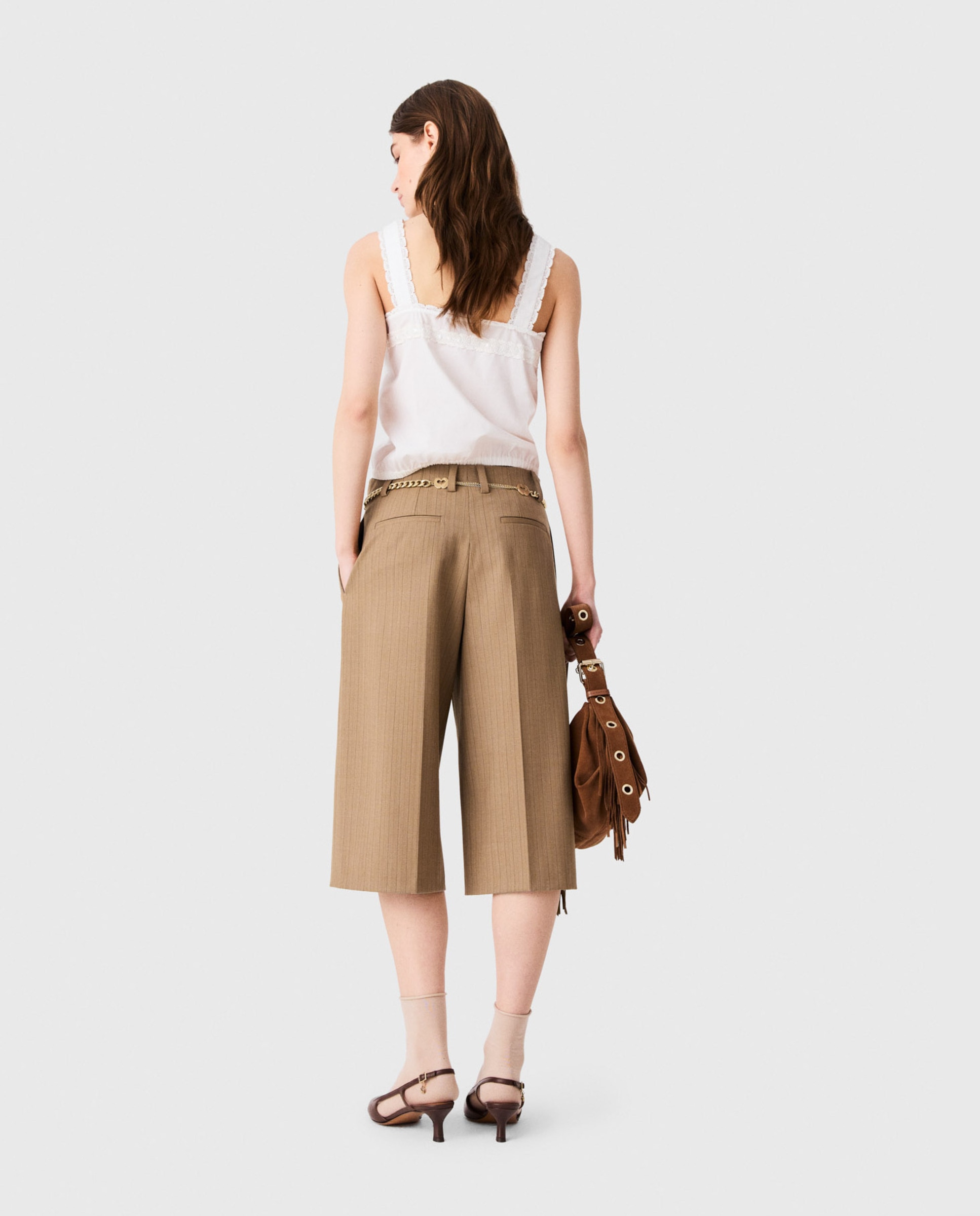 Imagen 3 de Bermuda de mujer de sastre con raya diplomática - Maje - Beige Beige