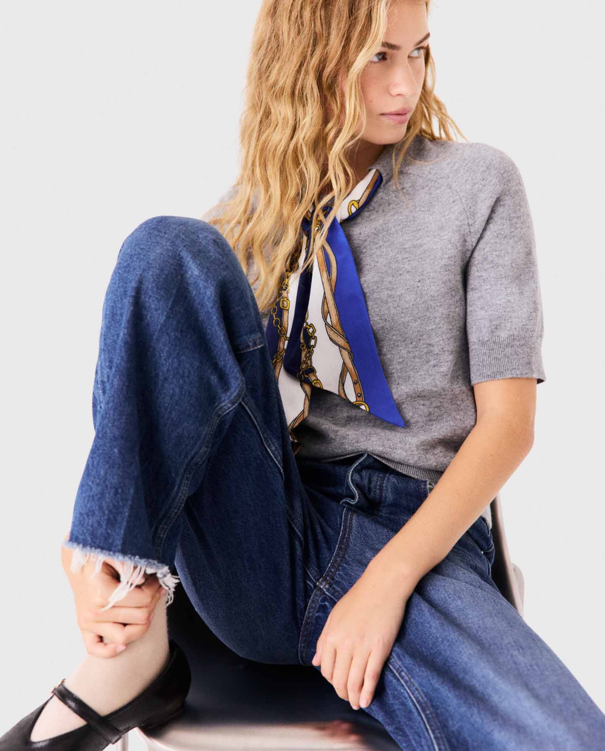 Jersey de mujer de lana ajustado con twilly de cadenas - Maje - Gris claro Gris claro-7