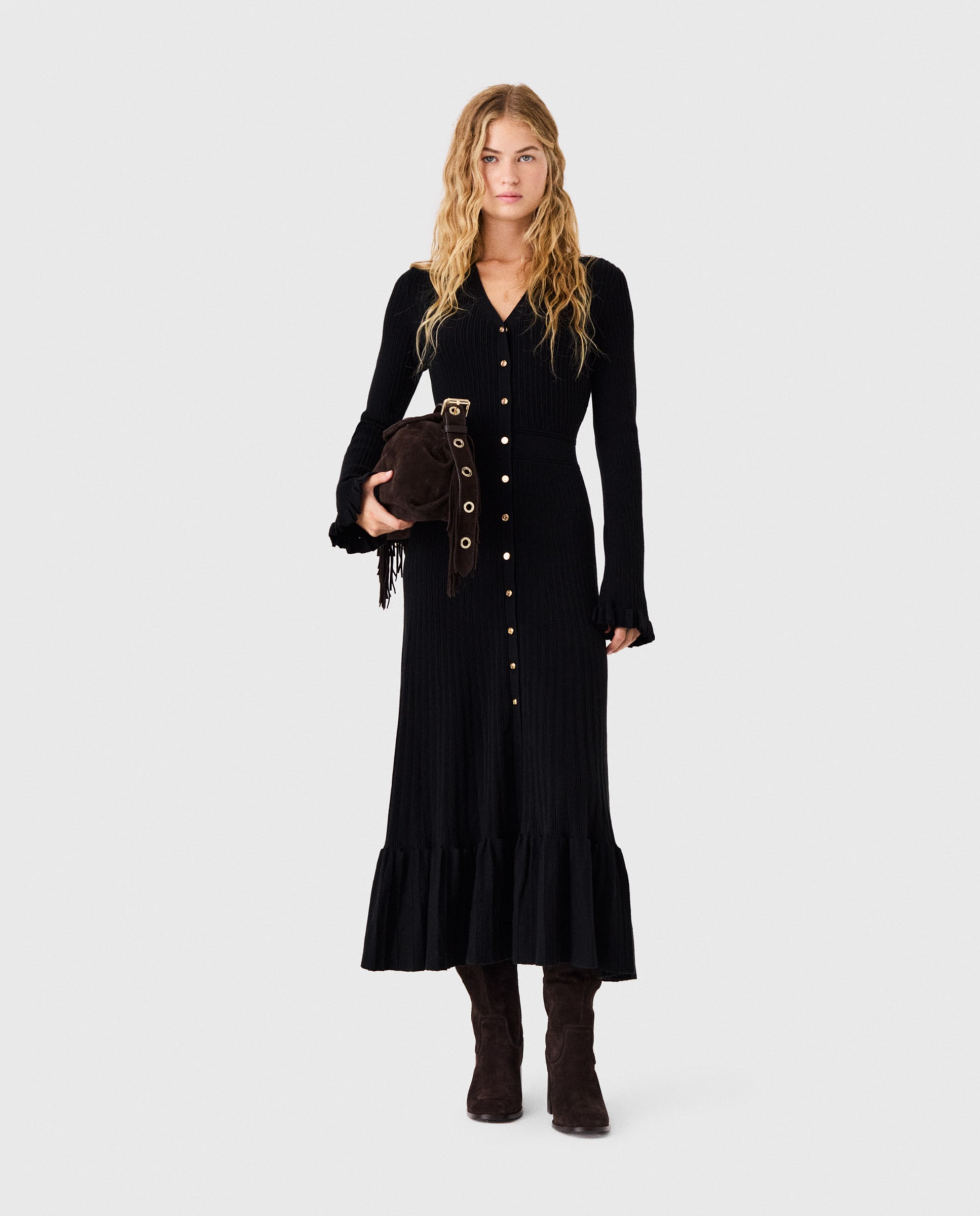 Vestido largo ajustado de punto acanalado con volantes, escote en v y con lana - Maje - Negro Negro-1