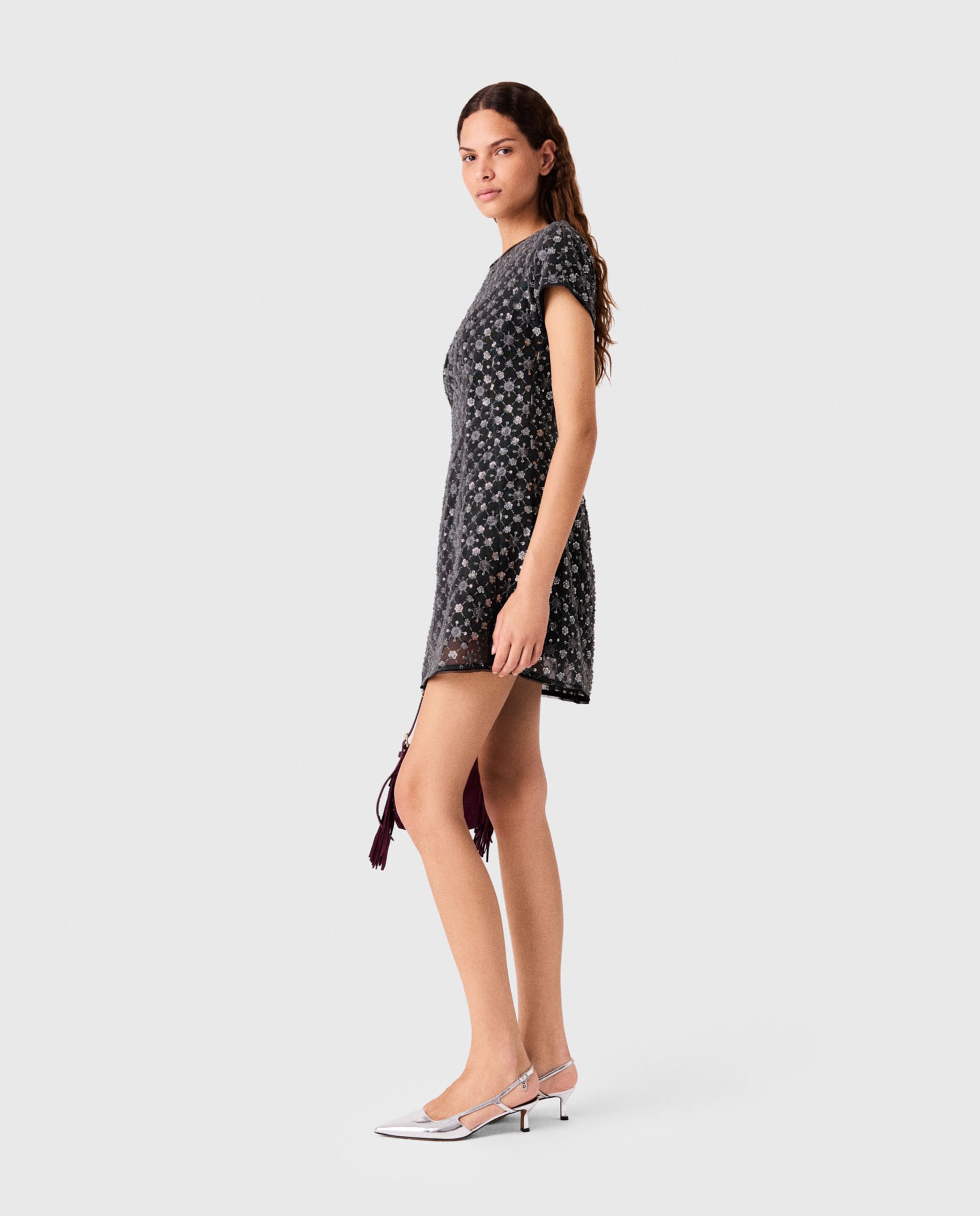 Vestido corto con strass y bordados florales - Maje - Gris claro Gris claro-2