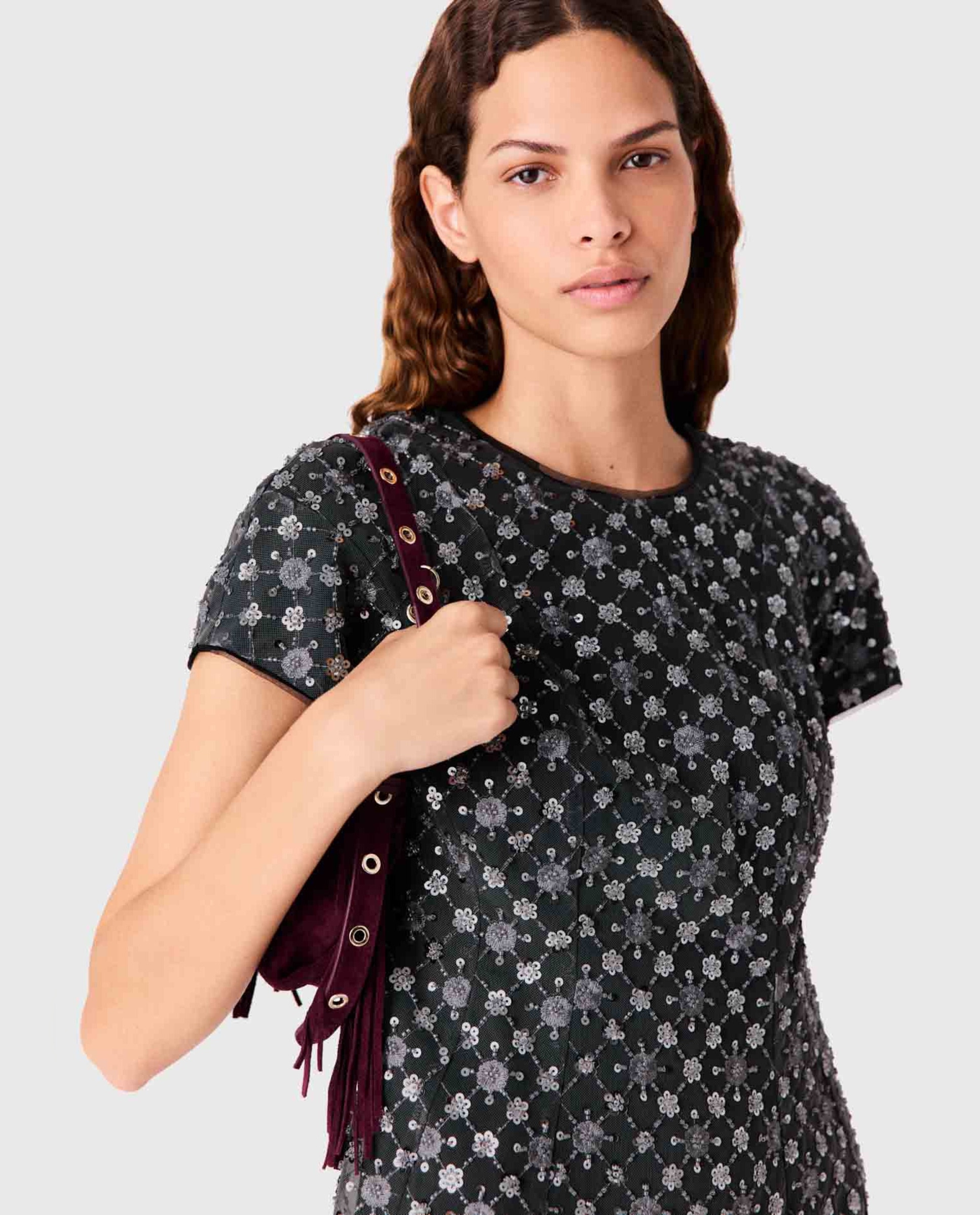 Vestido corto con strass y bordados florales - Maje - Gris claro Gris claro-4