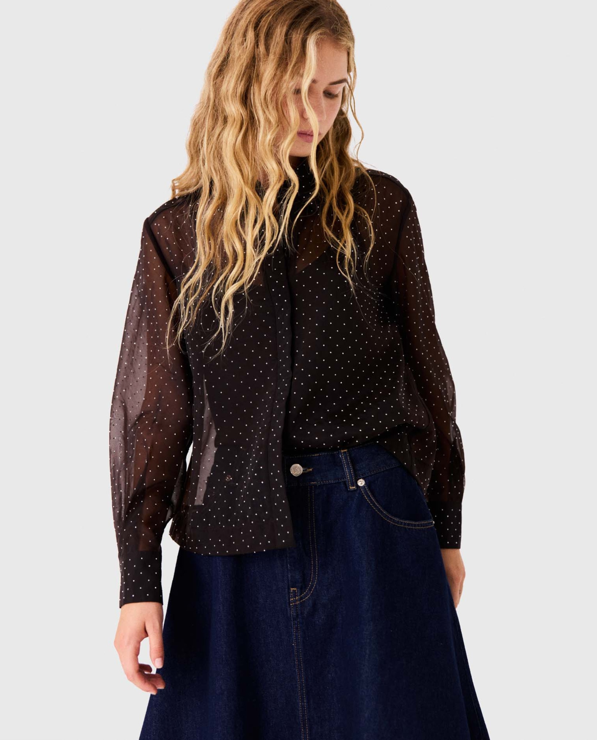 Camisa de mujer con pedrería y transparencias - Maje - Marrón oscuro Marrón oscuro-1