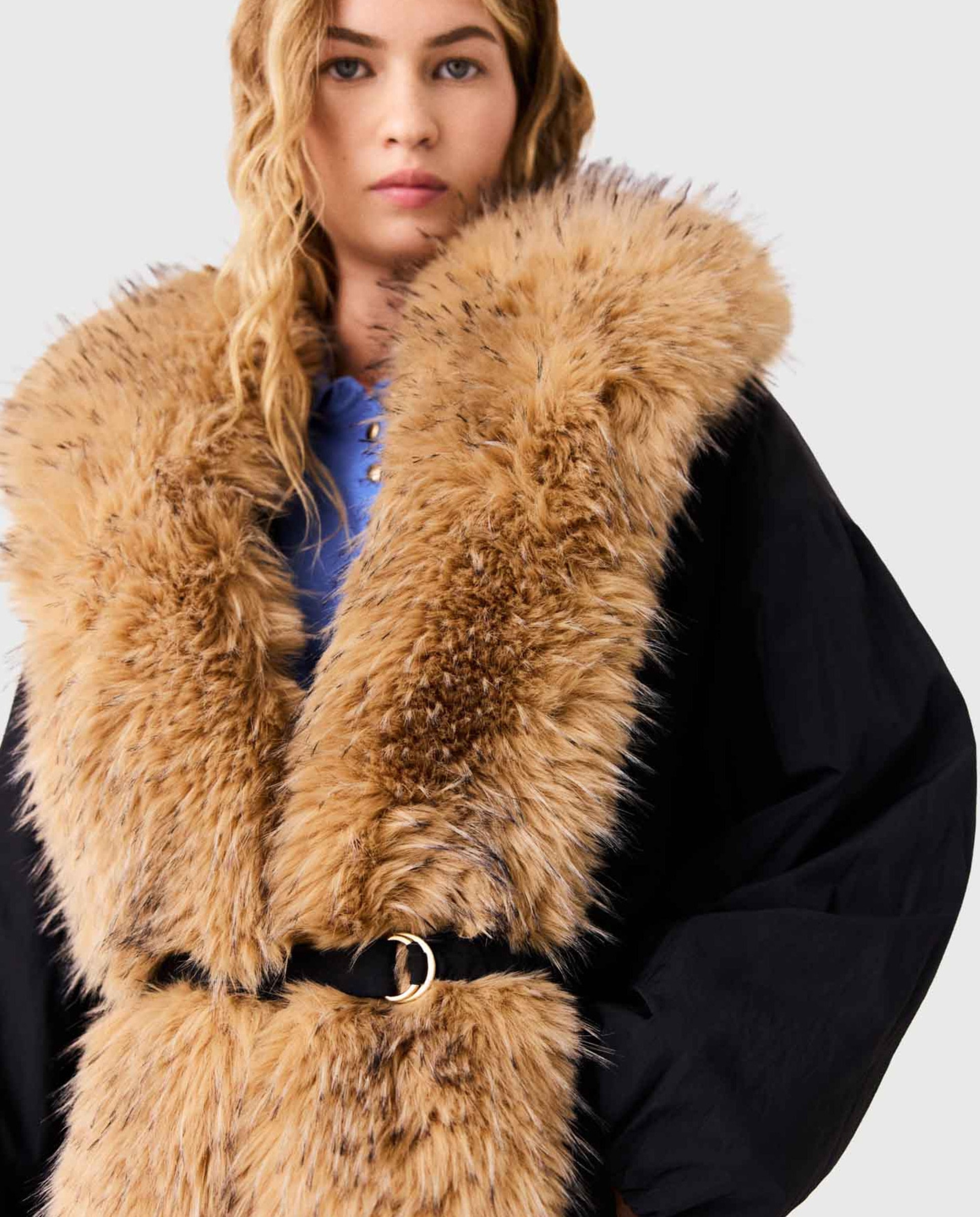 Parka de mujer oversize con cuello amplio de pelo sintético - Maje - Negro Negro-5