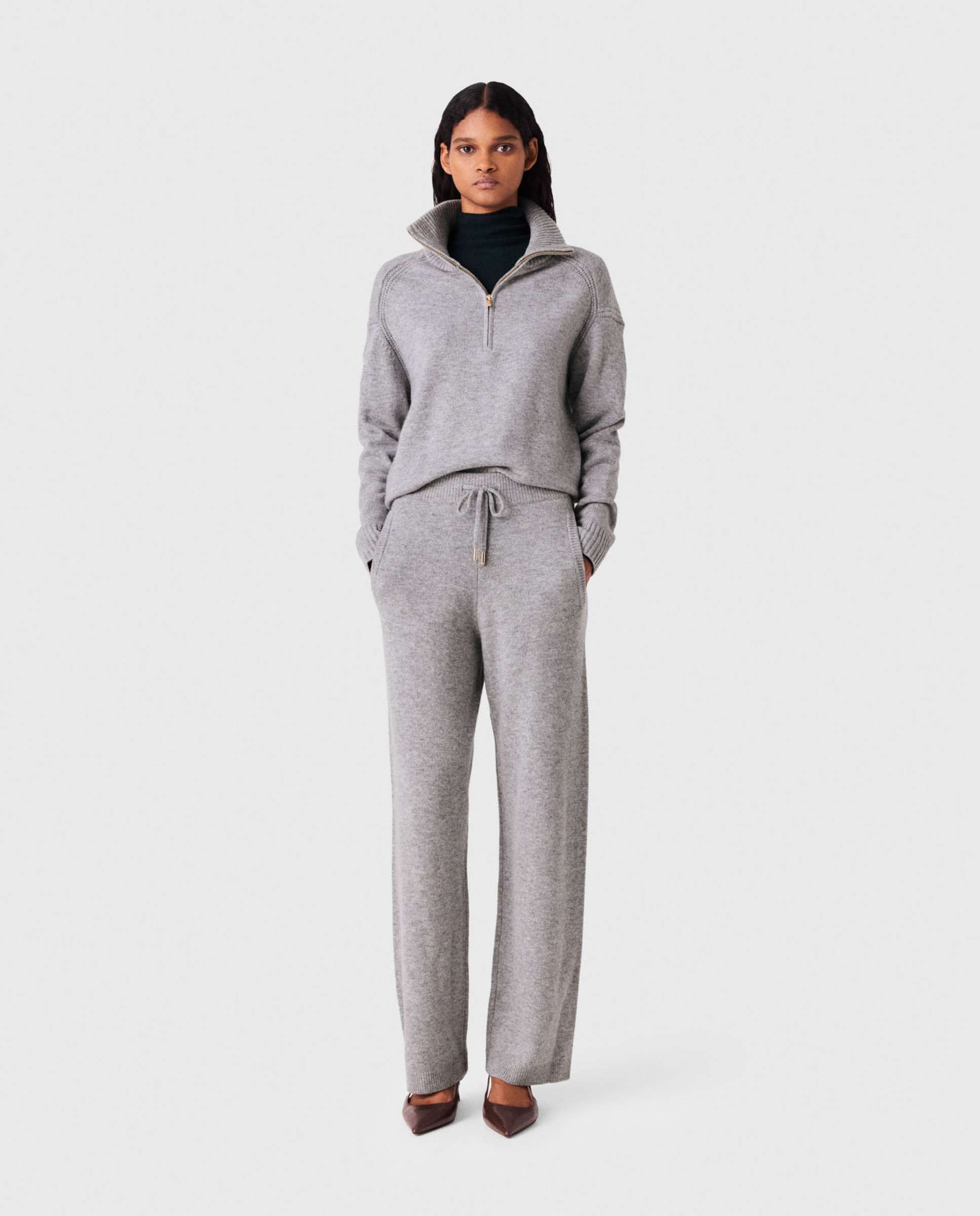 Imagen 0 de Pantalón de punto de mujer recto de tiro alto Gris claro