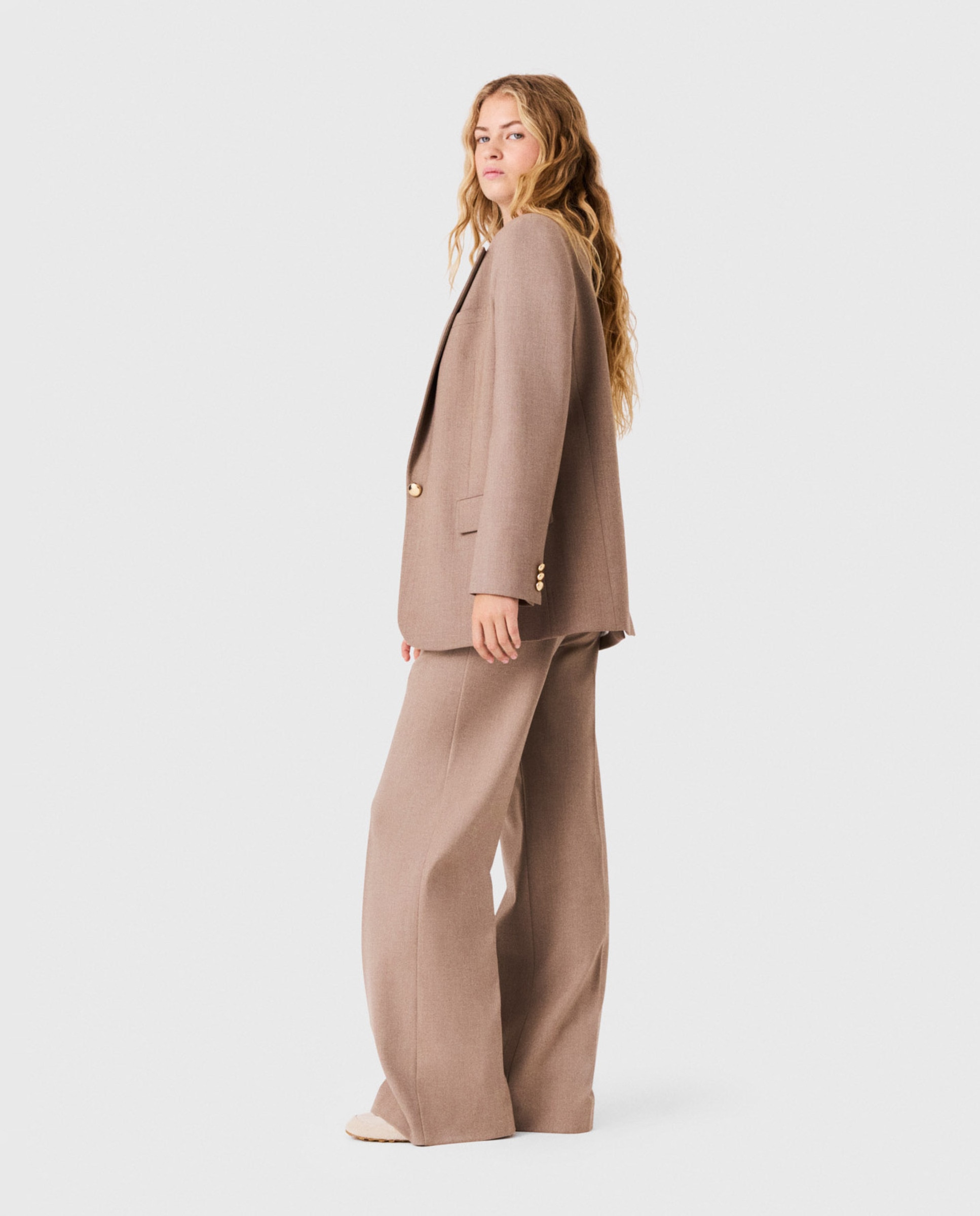 Chaqueta sastre de mujer clásica con bolsillos de solapa - Maje - Beige Beige-3