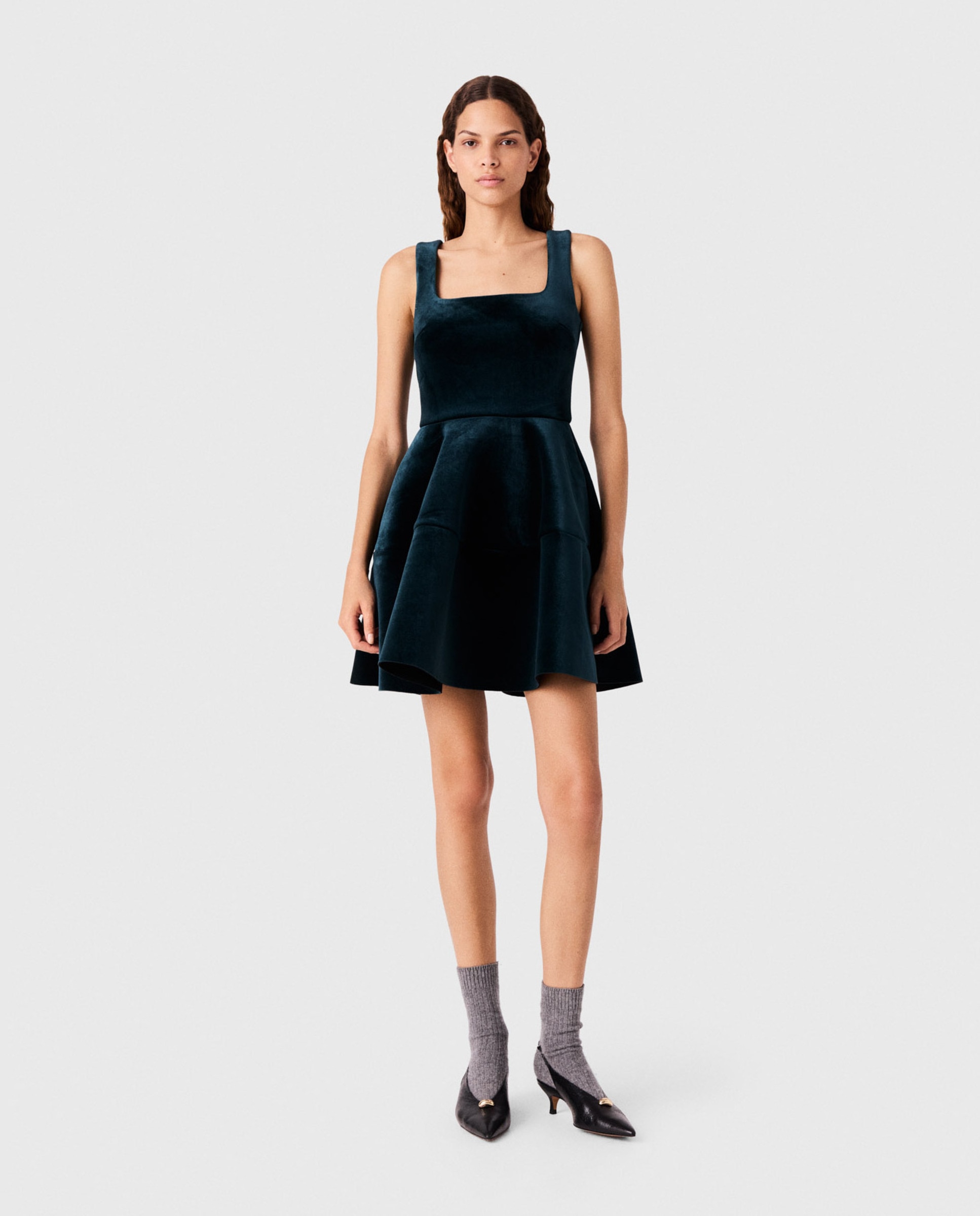 Imagen 0 de Vestido corto patinadora de terciopelo Verde