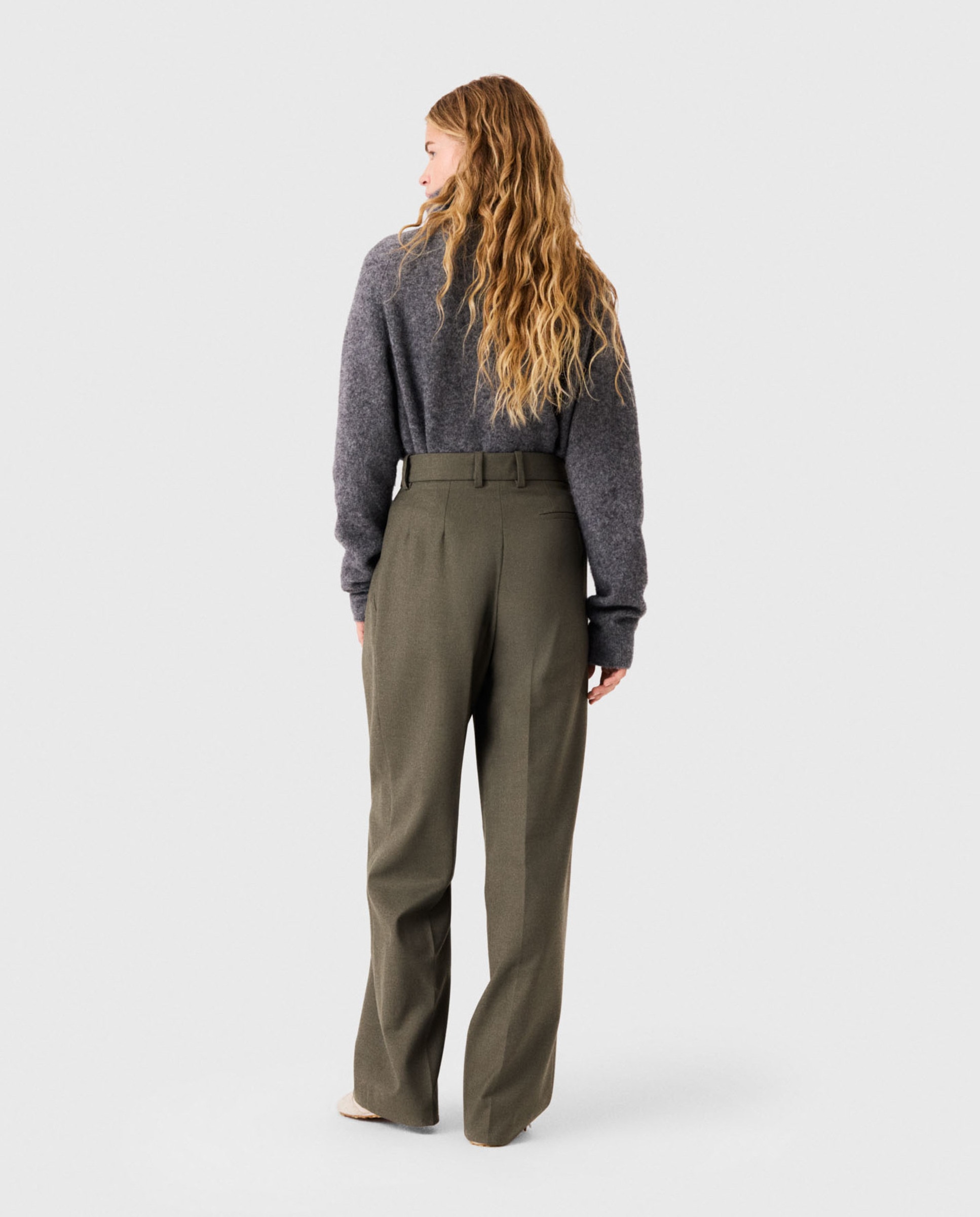 Pantalones anchos de mujer sastre con pinzas y lana - Maje - Kaki Kaki-3